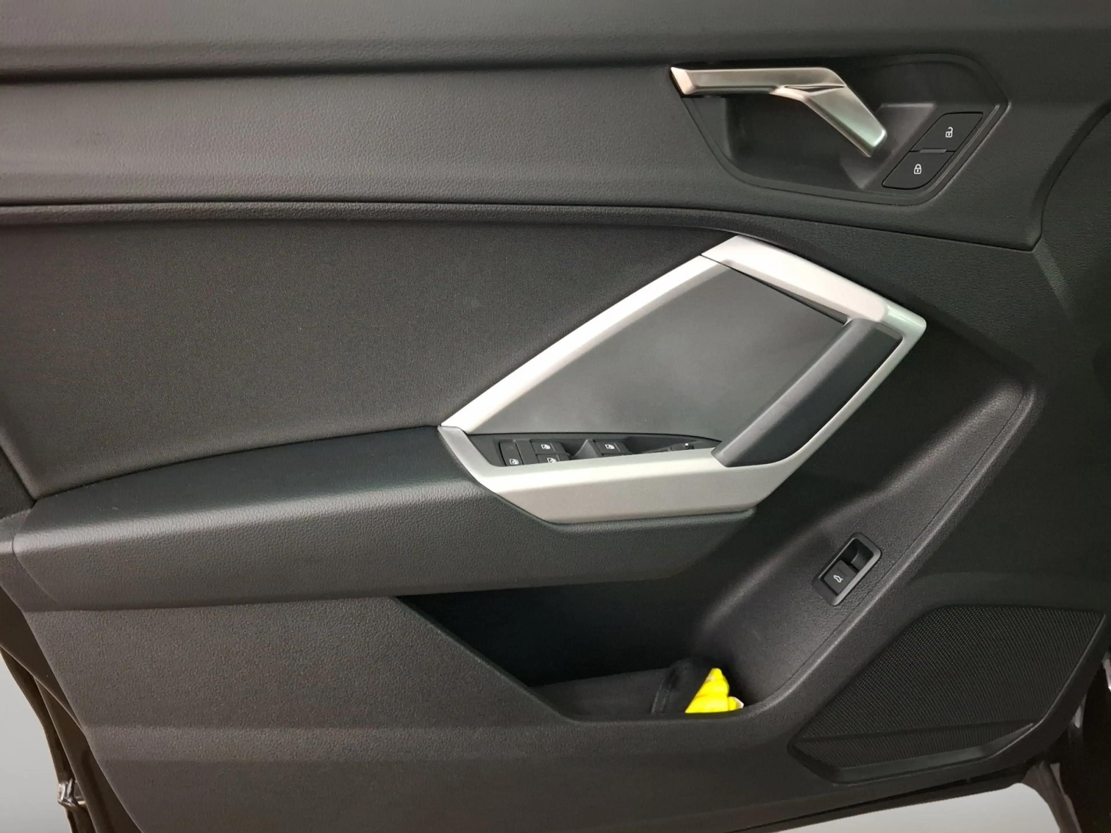 Audi Q3 40 TFSI quattro Matrix RFK CarPlay Pano — photo 14