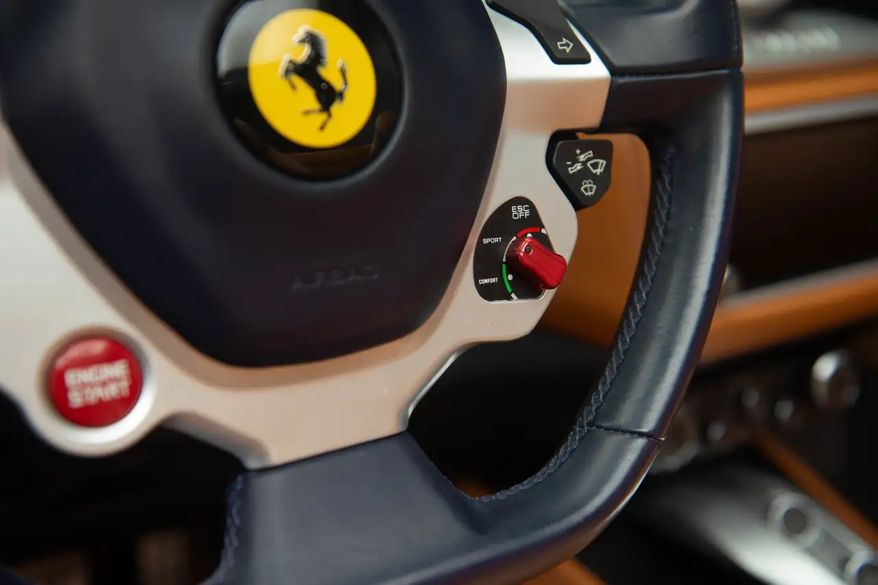 Ferrari California снимка Ferrari California