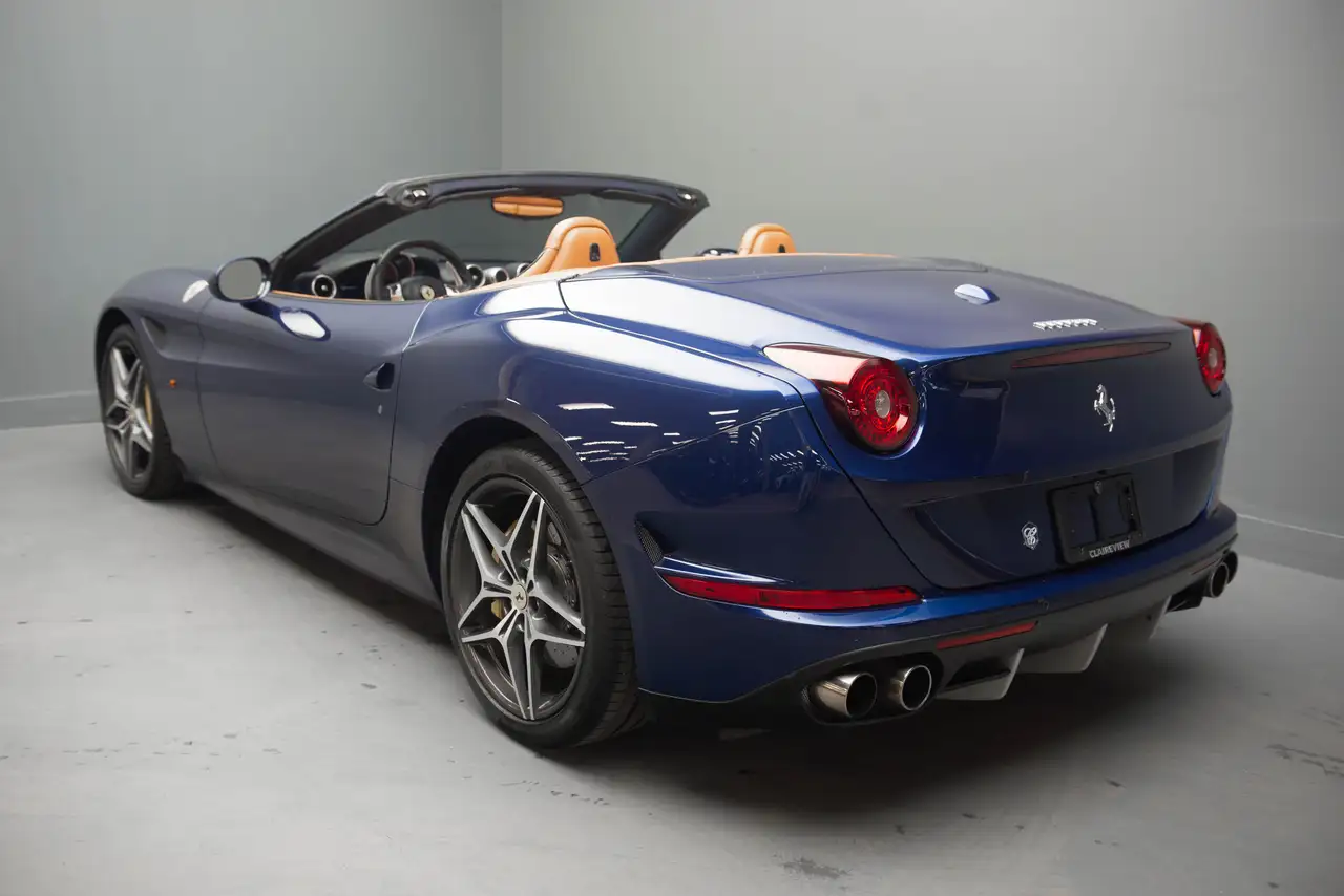 Ferrari California снимка Ferrari California