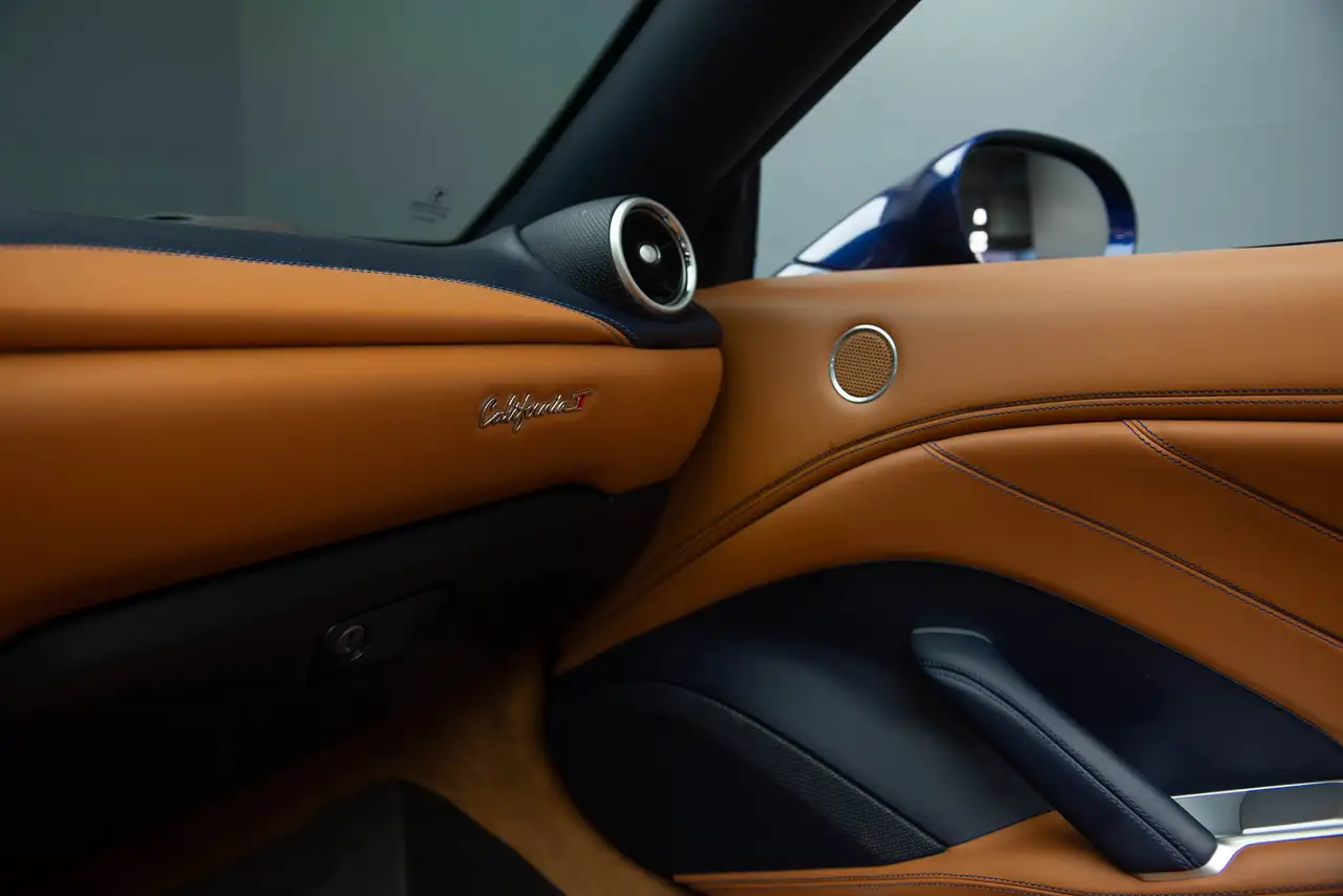 Ferrari California снимка Ferrari California