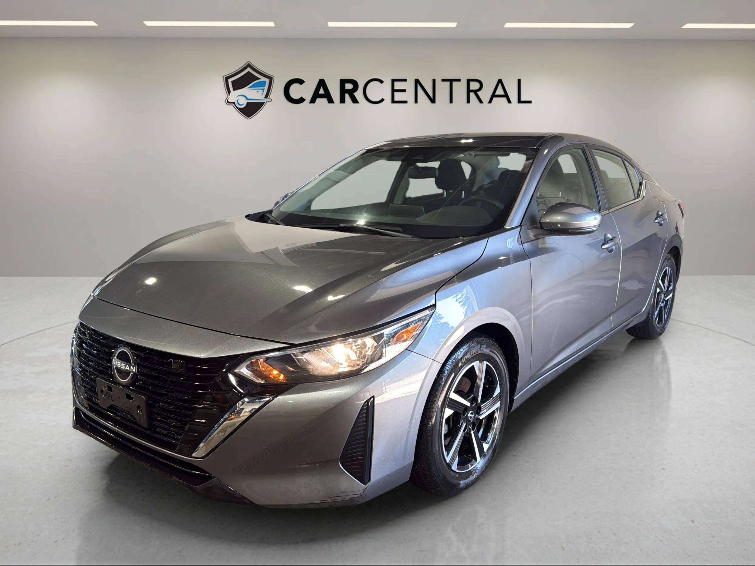 Gray 2024 Nissan Sentra Sedan Front-Wheel Drive Continuously Variable Transmission