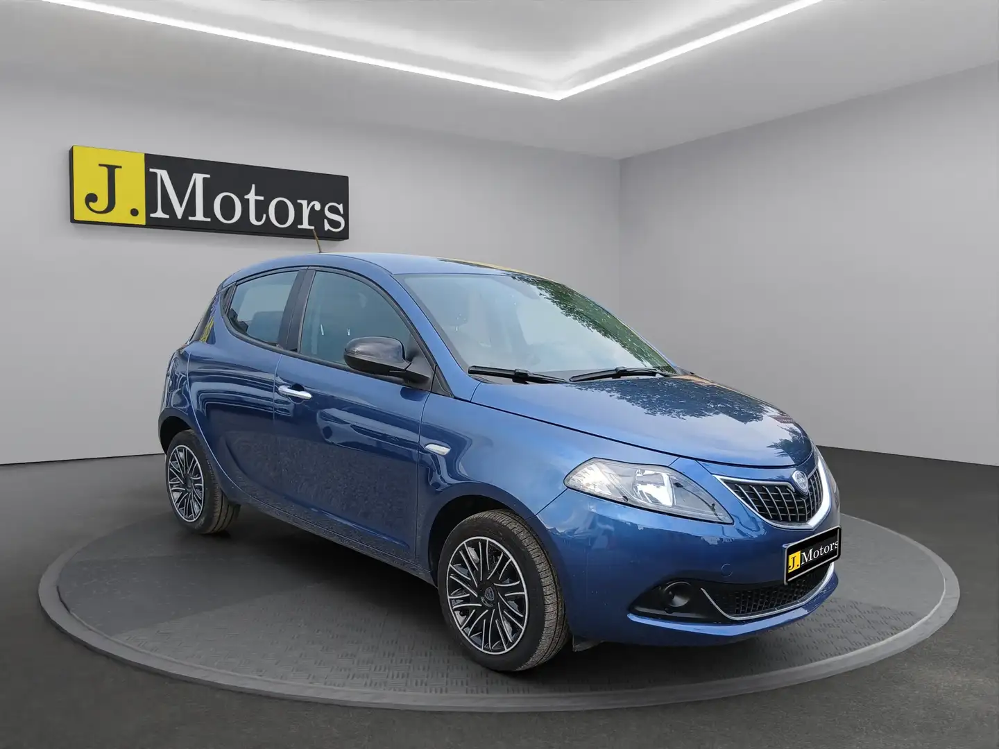 Lancia Ypsilon 1.0 HYBRID FireFLy 70cv S&S Bluetooth Blu/Azzurro - 1