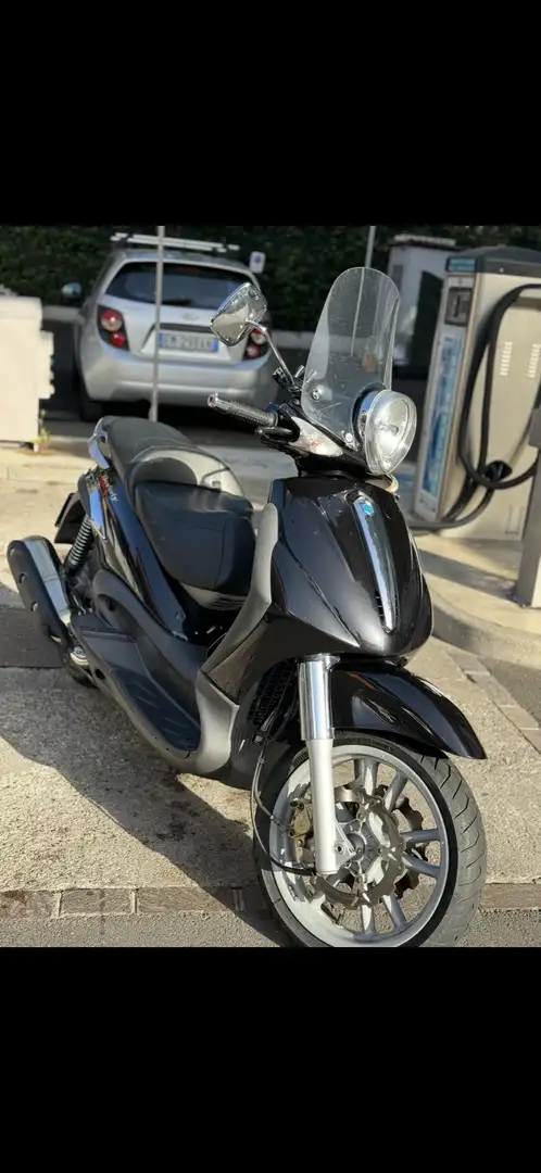 Piaggio Beverly 500 - 2