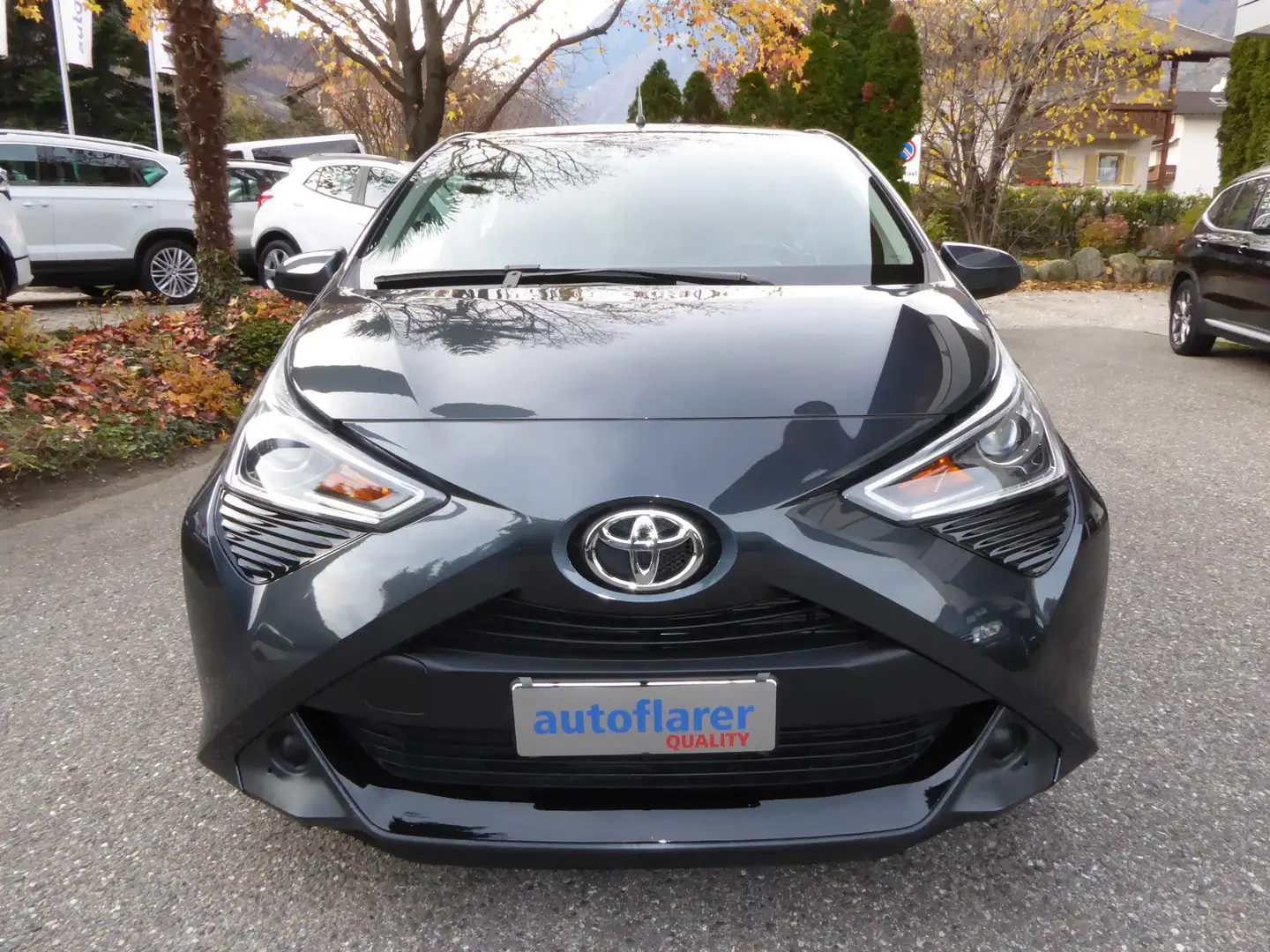 Toyota Aygo 1.0 VVTi  72CV AUTOMATIC CONNECT *CARPLAY*CAM* Grigio - 2