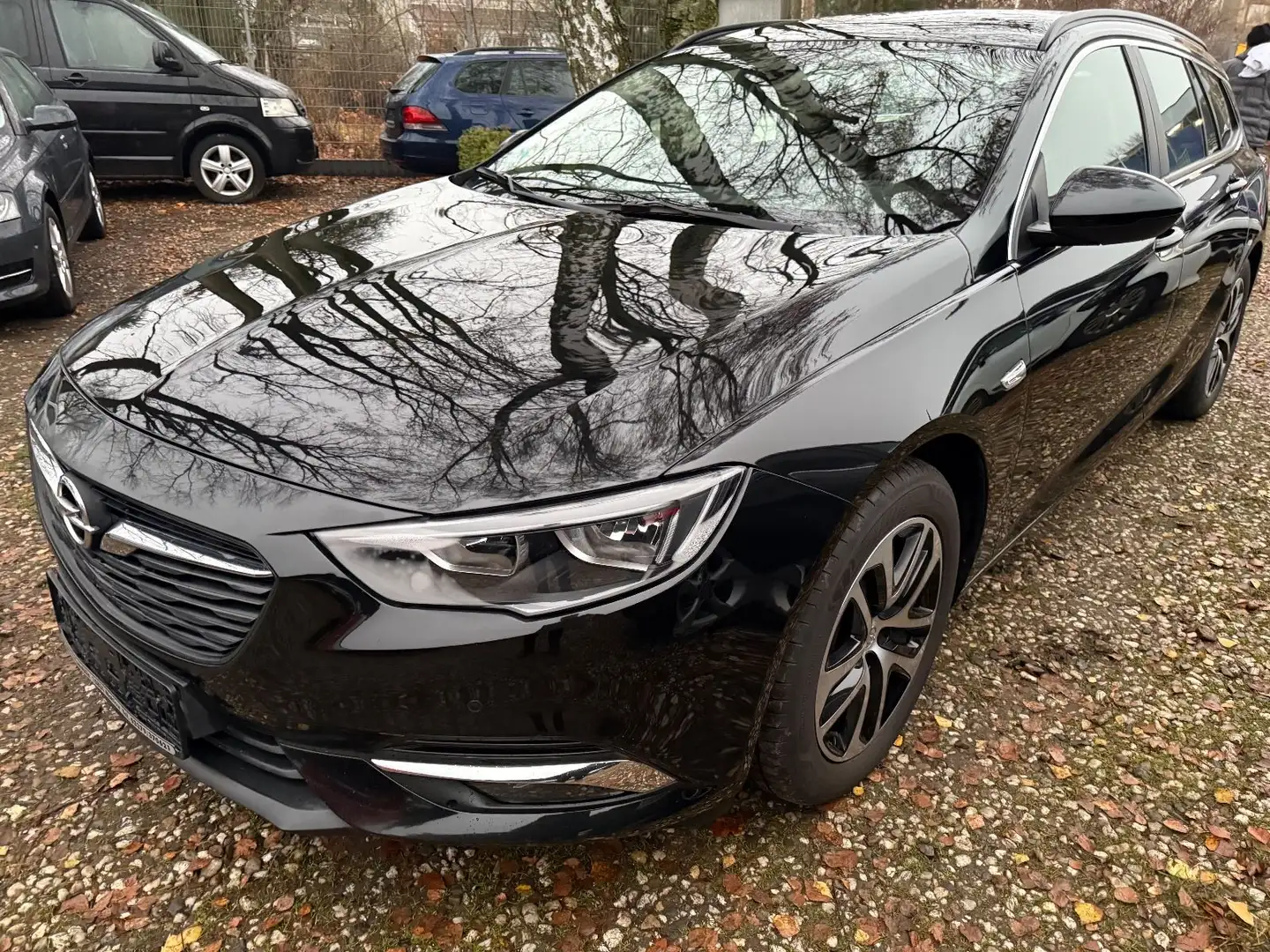 Opel Insignia B Sports Tourer Business Edition Schwarz - 2