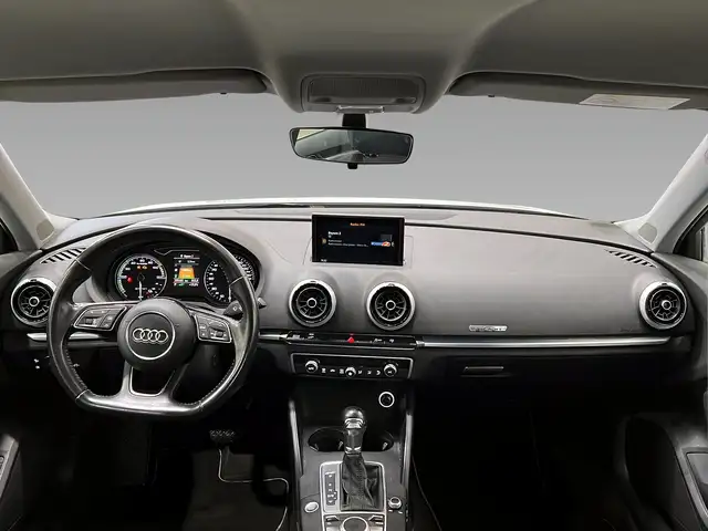 Audi E-Tron view 11