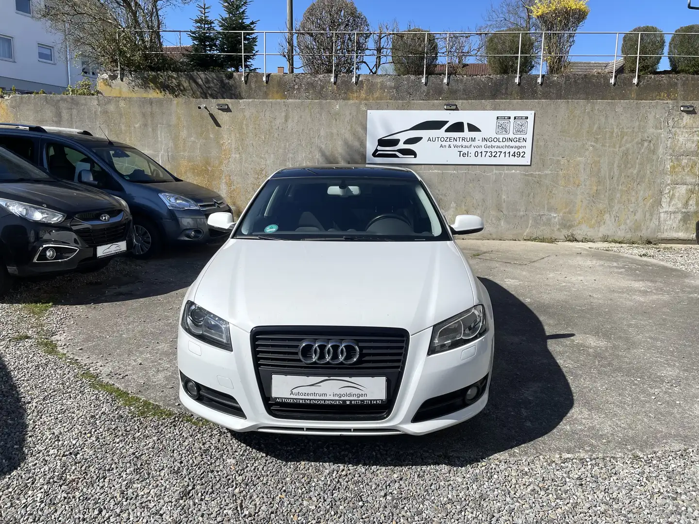Audi A3 1.4 TFSI Sportback S tronic Ambiente Weiß - 2