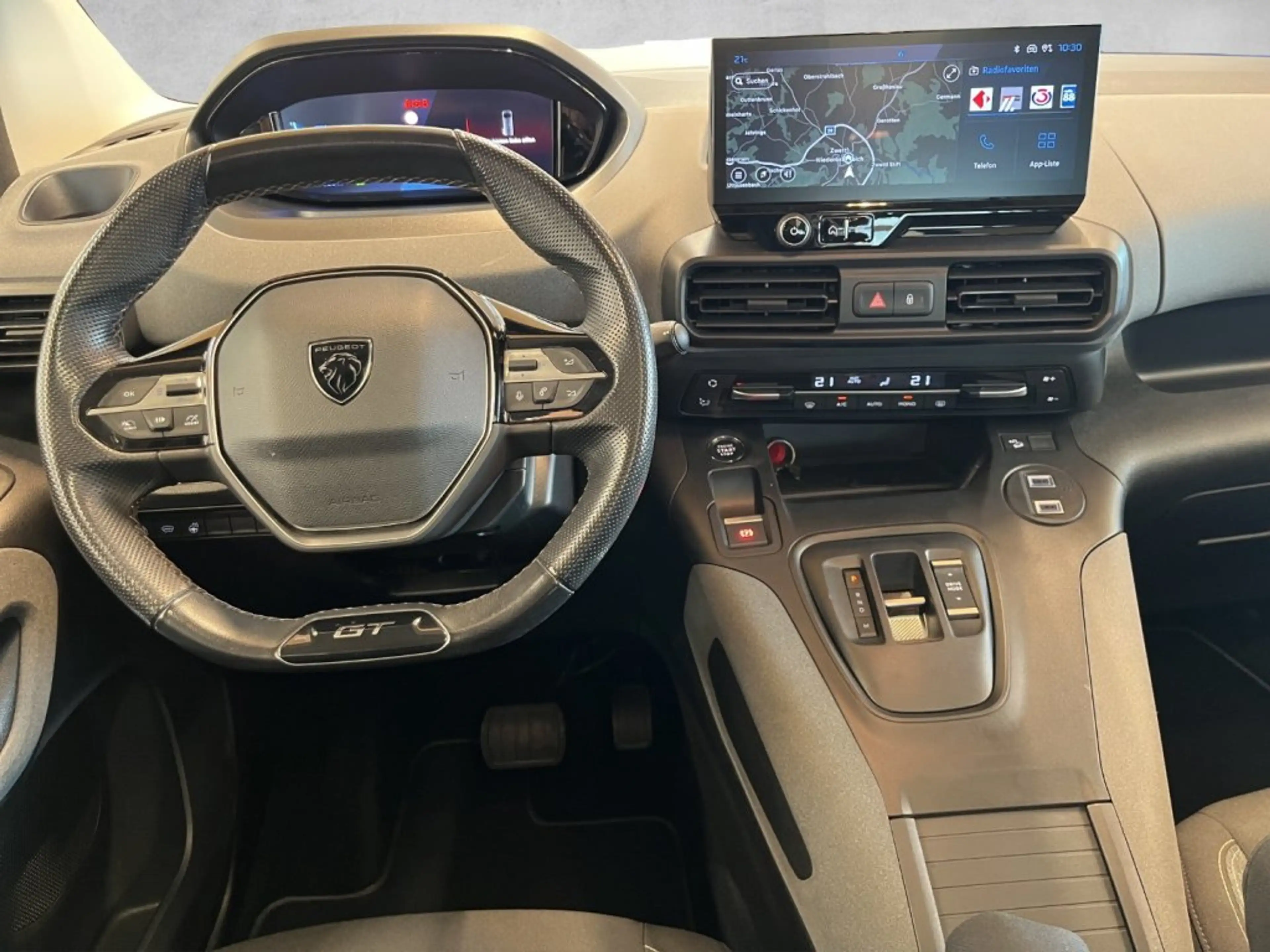 Peugeot Rifter Standard GT BHDI 130 EAT8 — photo 14