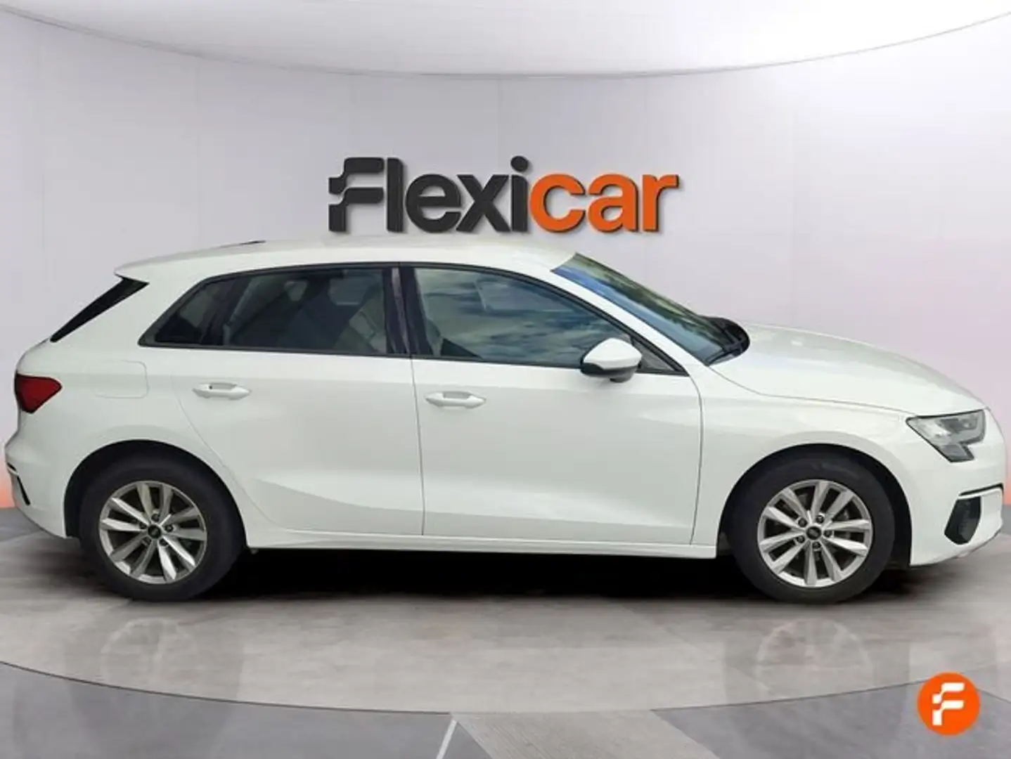 Audi A3 Sportback 30 TFSI S line Blanco - 2