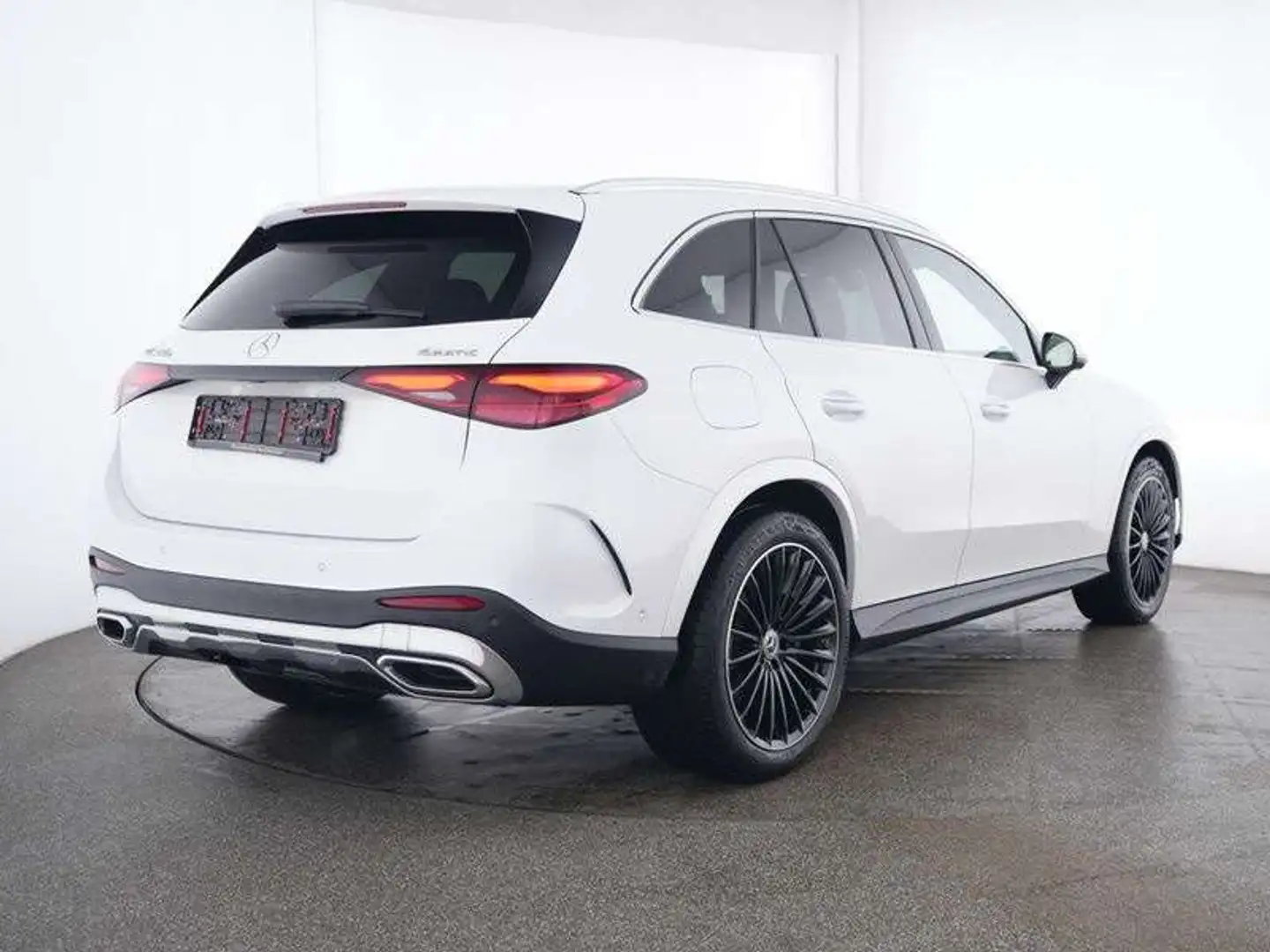Mercedes-Benz GLC 300 e 4M Amg Panorama, Trekhaak, 360 Camera, ACC, Nigh Blanc - 2