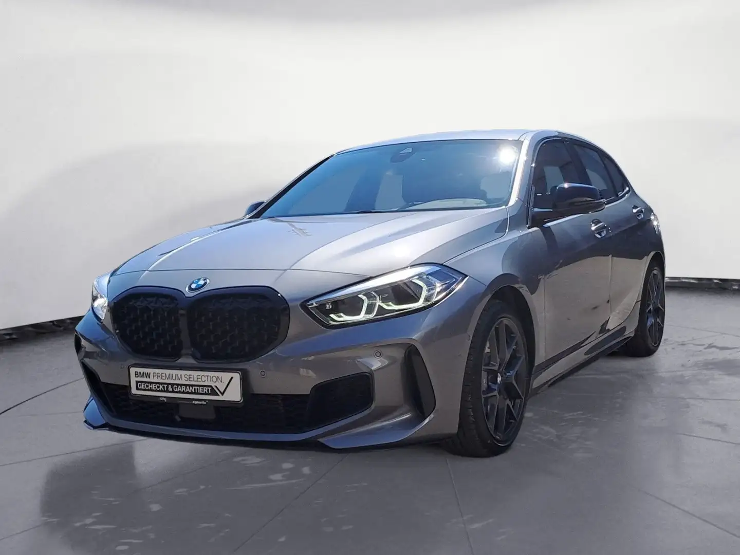 BMW 135 i xDrive Sport Aut. HIFI 18' Gri - 2
