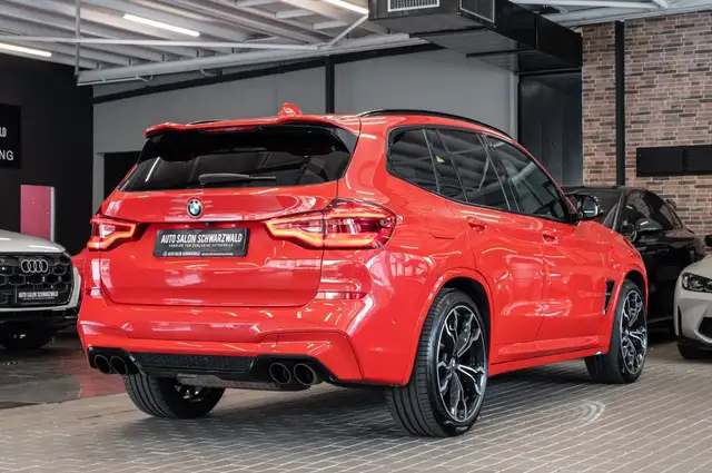 BMW X3 M view 7
