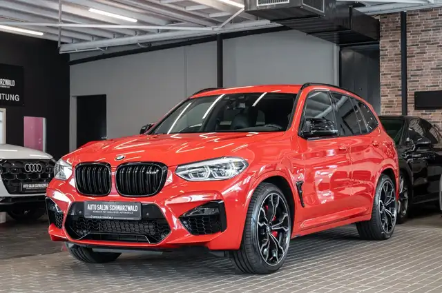 BMW X3 M view 2