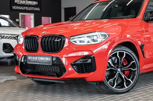 BMW X3 M view 3