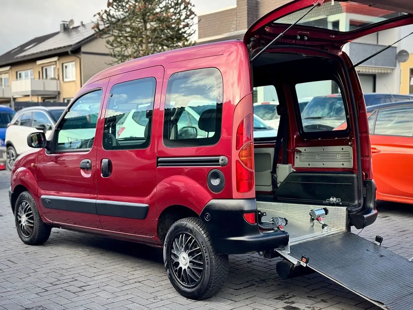 Renault Kangoo 'Behindertengerecht-Rampe'88.500KM'Klima' Rouge - 1