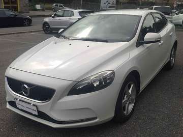 V40  2.0 d2 Kinetic OK NEOPATENTATO - TAGLIANDATA - GARANZIA