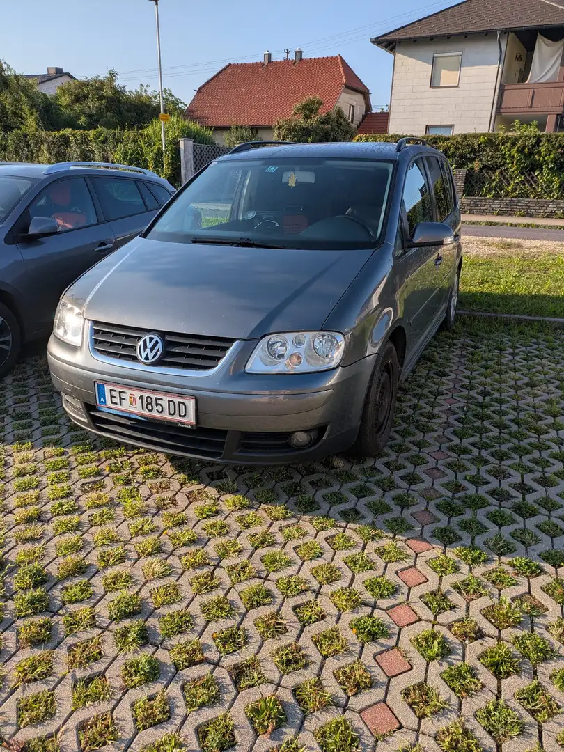 Volkswagen Touran 1.9 TDI DSG - 1