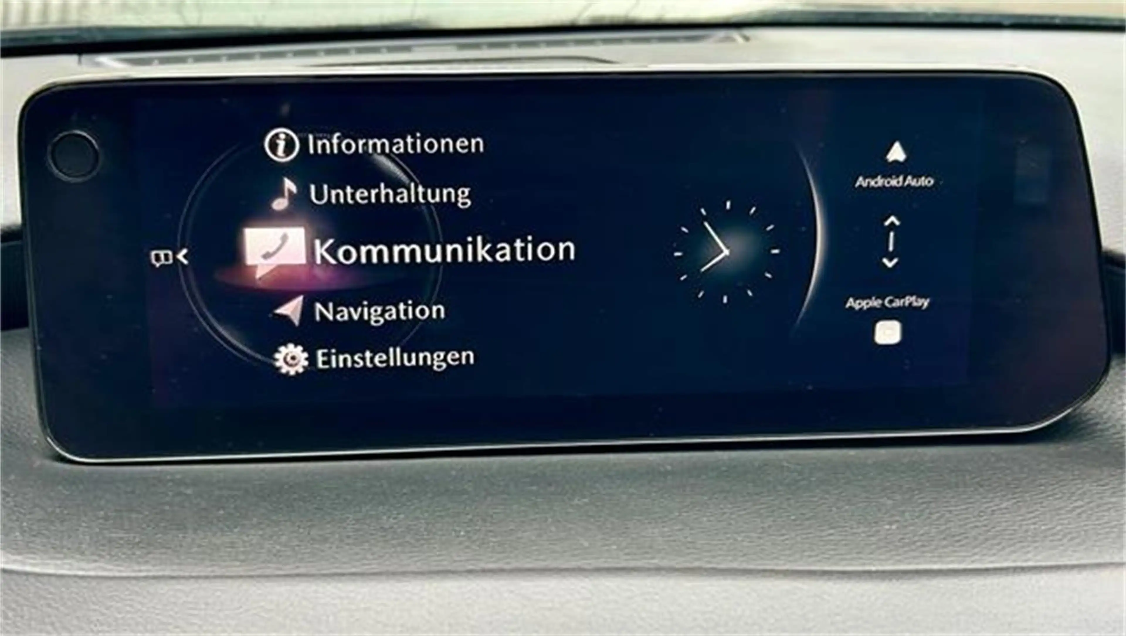 Mazda 3 Sedan e-Skyactiv G122 Exclusive-Line LIMOUSINE m — photo 14