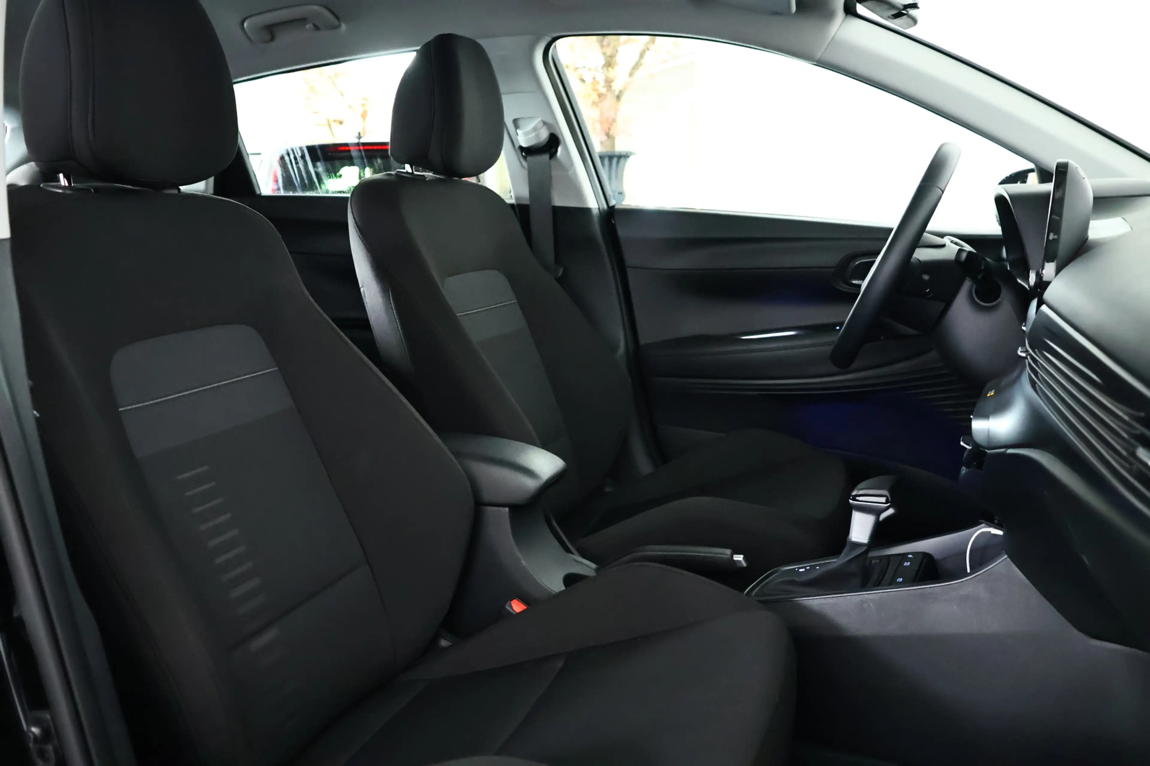 Hyundai BAYON 1.0 T-GDI Comfort Navigatie / Automaat / Carplay / — photo 12