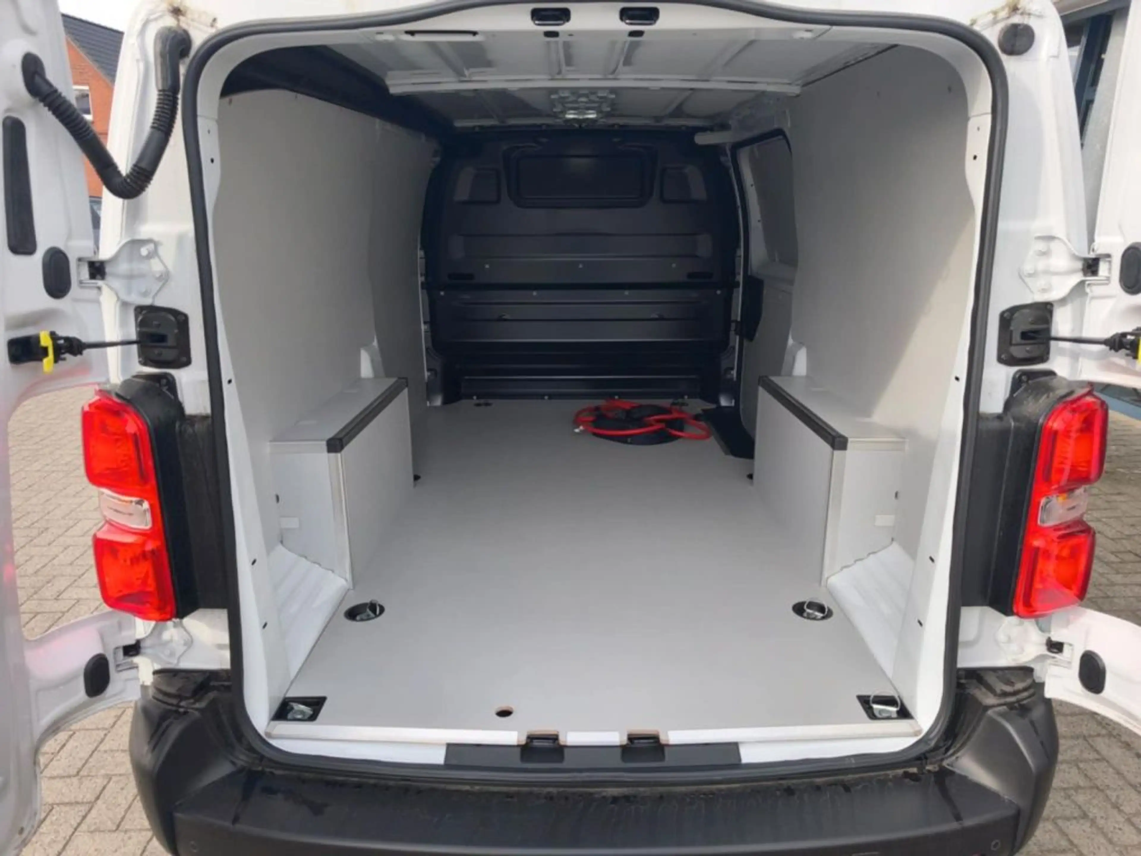 Fiat Scudo e-Scudo L3 (75-kWh) — photo 6