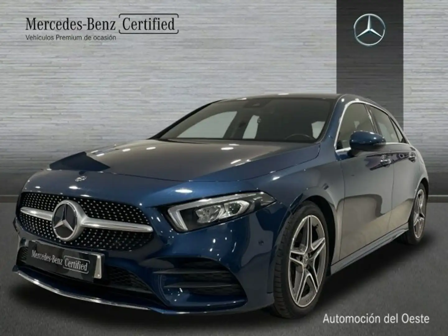 Mercedes-Benz A 180 d amg line Bleu - 1