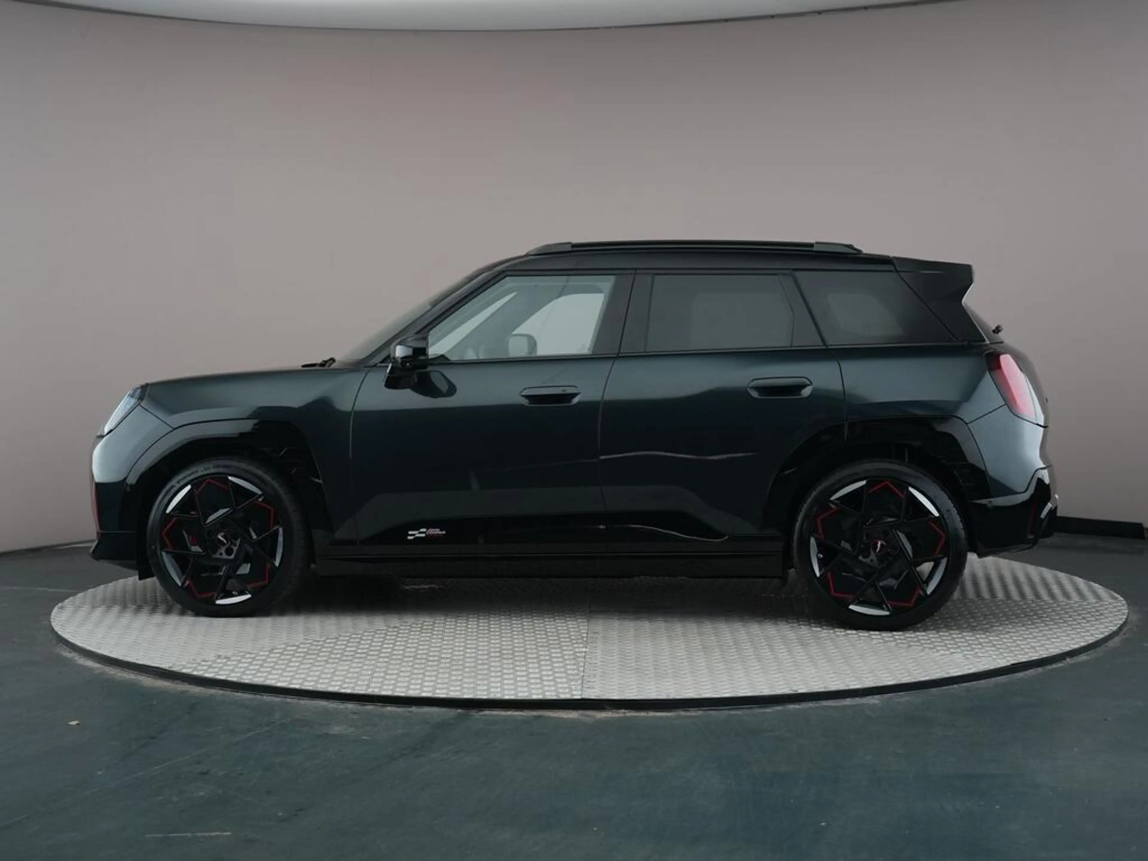 MINI Aceman E JCW John Cooper Works XL 54.2 kWh — photo 8