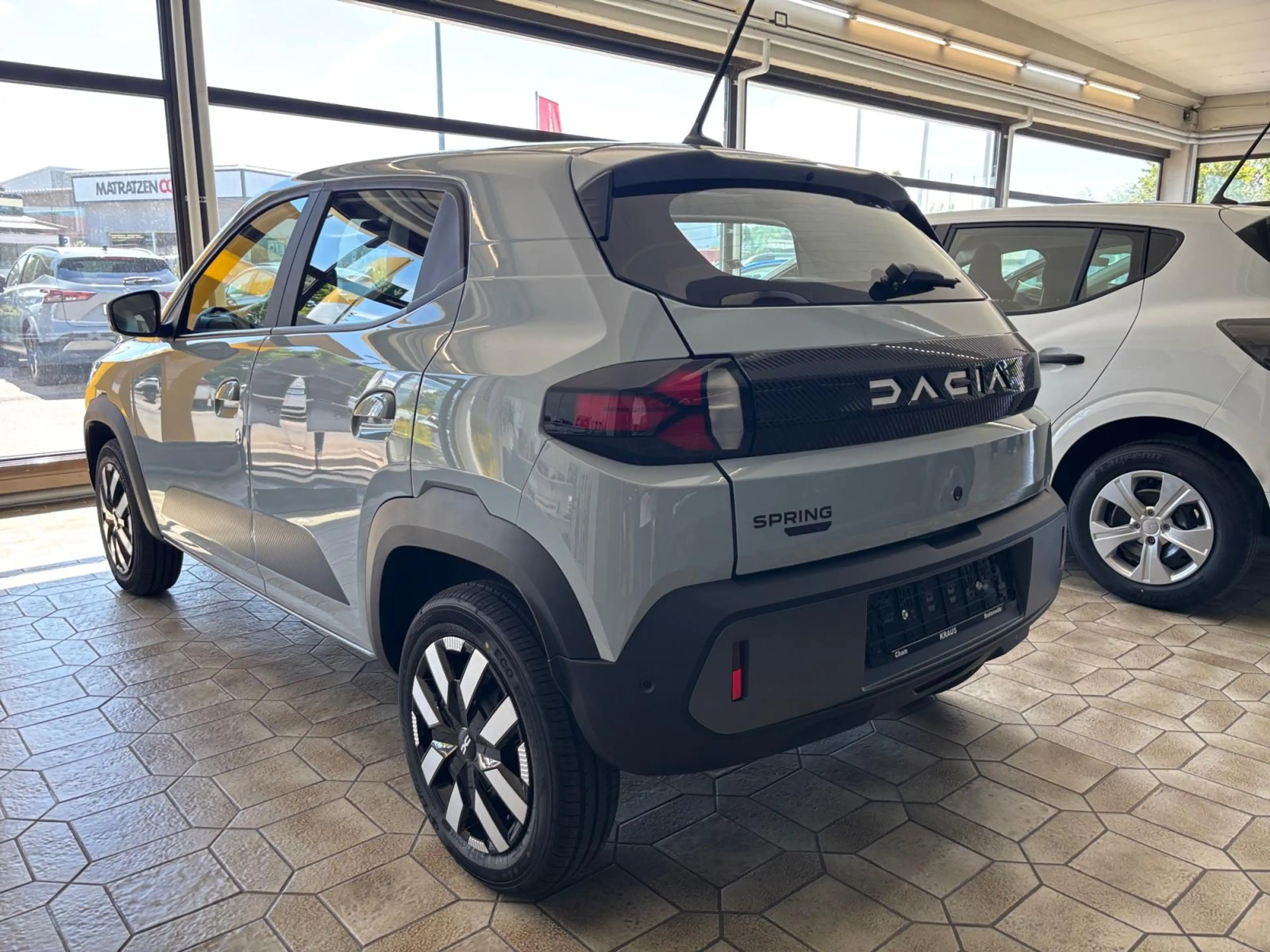 Dacia Spring Expression electric 70 CCS sofort Verfügbar — photo 4