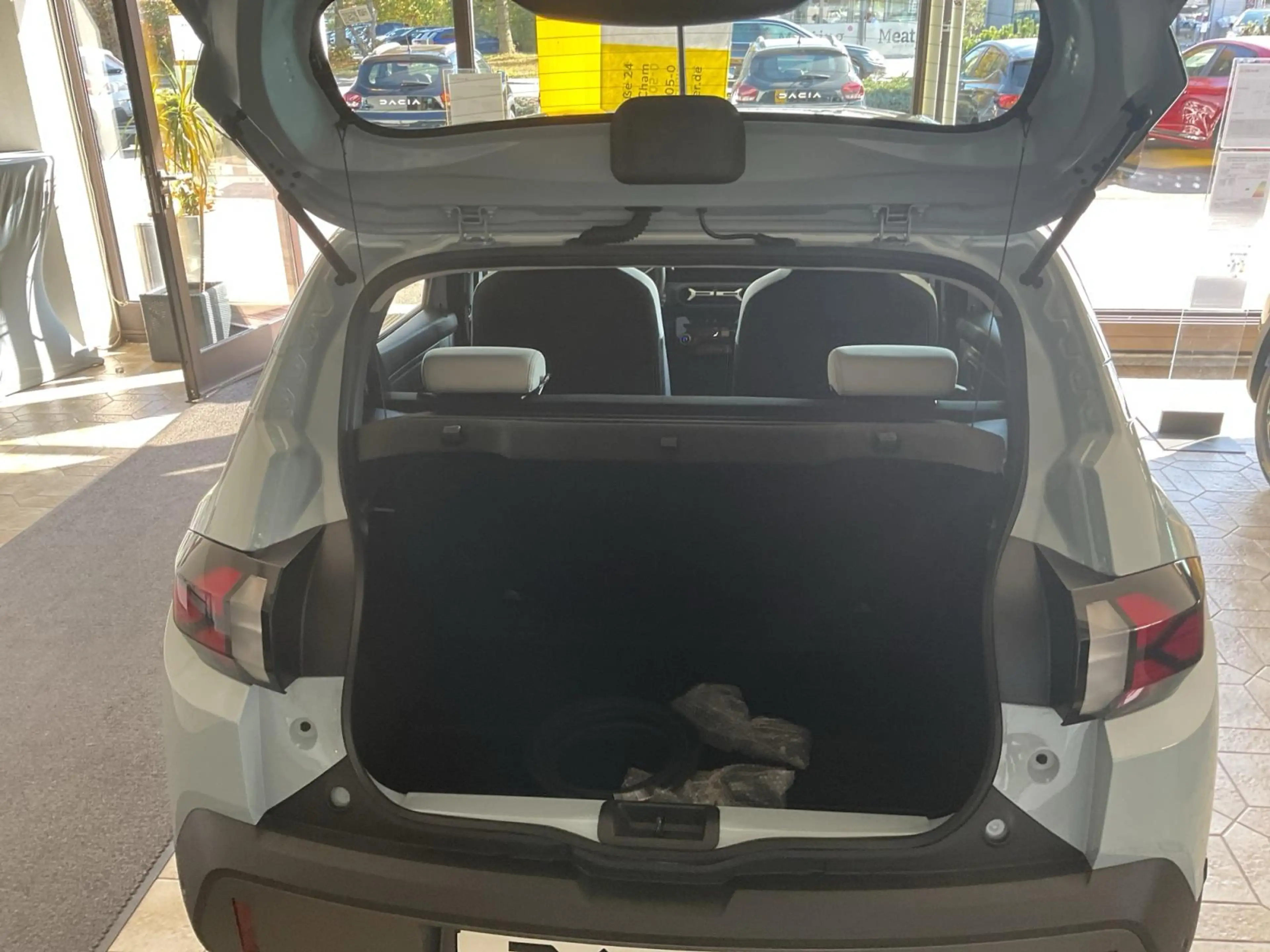 Dacia Spring Expression electric 70 CCS sofort Verfügbar — photo 10