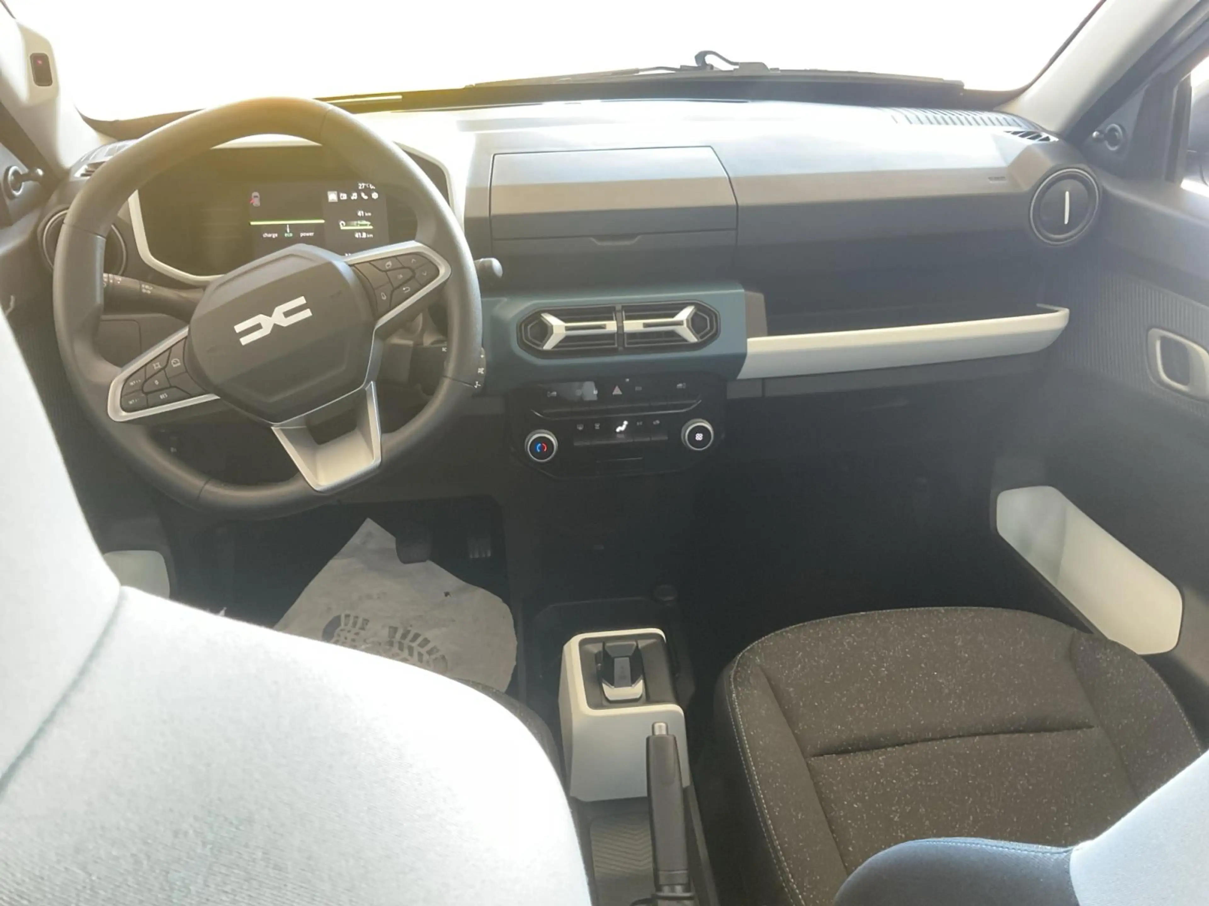 Dacia Spring Expression electric 70 CCS sofort Verfügbar — photo 7