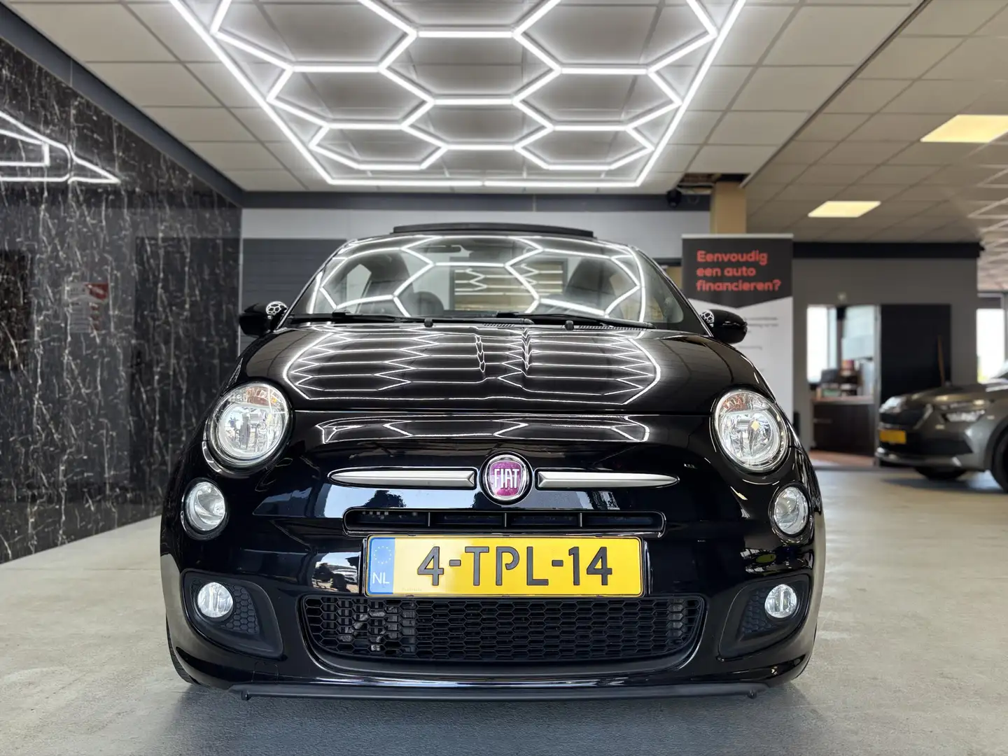 Fiat 500C 0.9 TwinAir Turbo Lounge Cabrio Zwart - 2