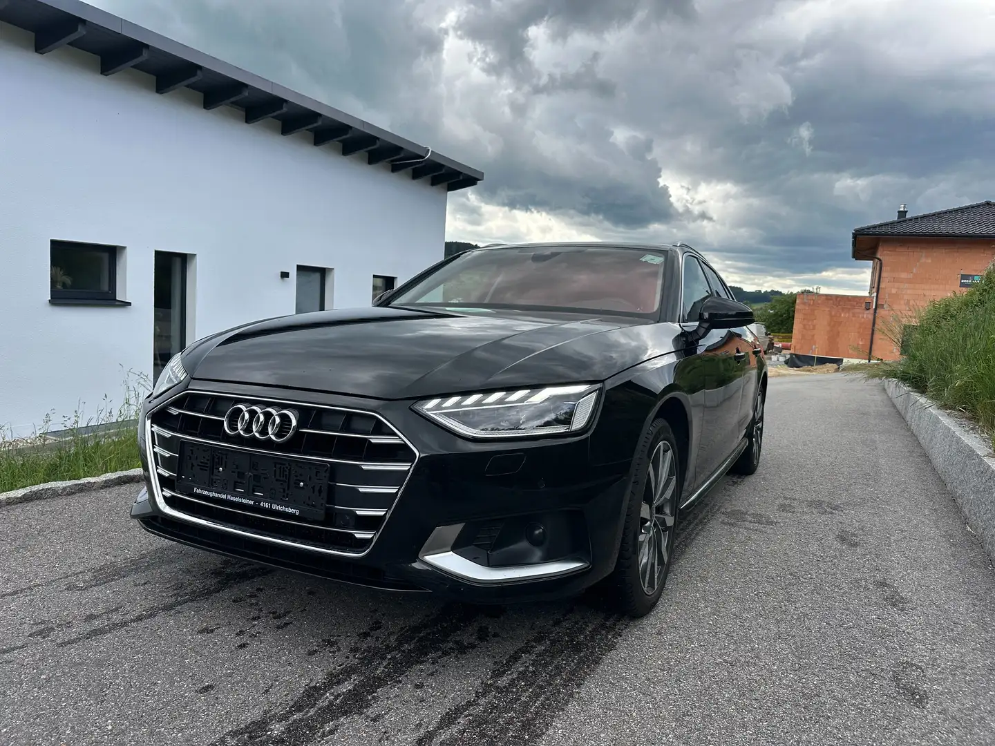 Audi A4 35 TDI advanced Schwarz - 2