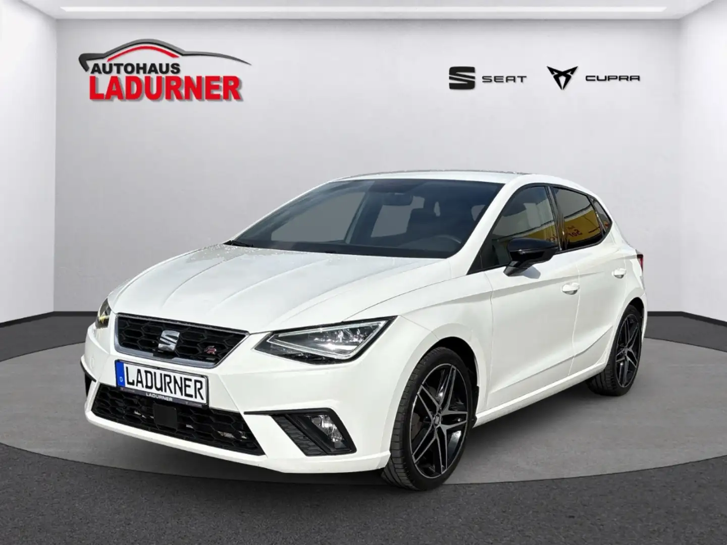 SEAT Ibiza FR 1.6 TDI Navi,CarPlay,Android Auto,LED Weiß - 1