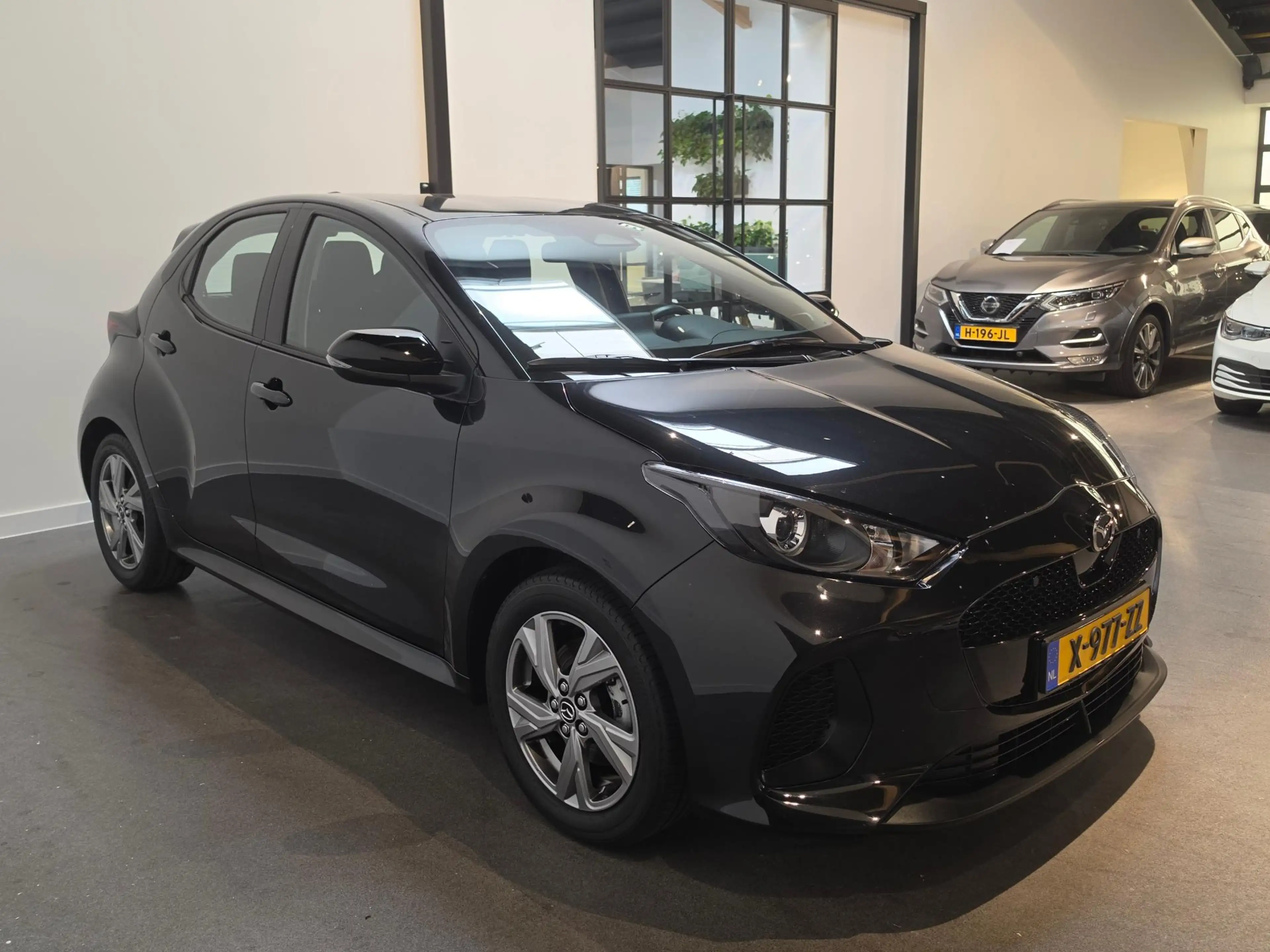 Mazda 2 Hybrid 1.5 Exclusive-line - Stoel & Stuurverwarmin — photo 2