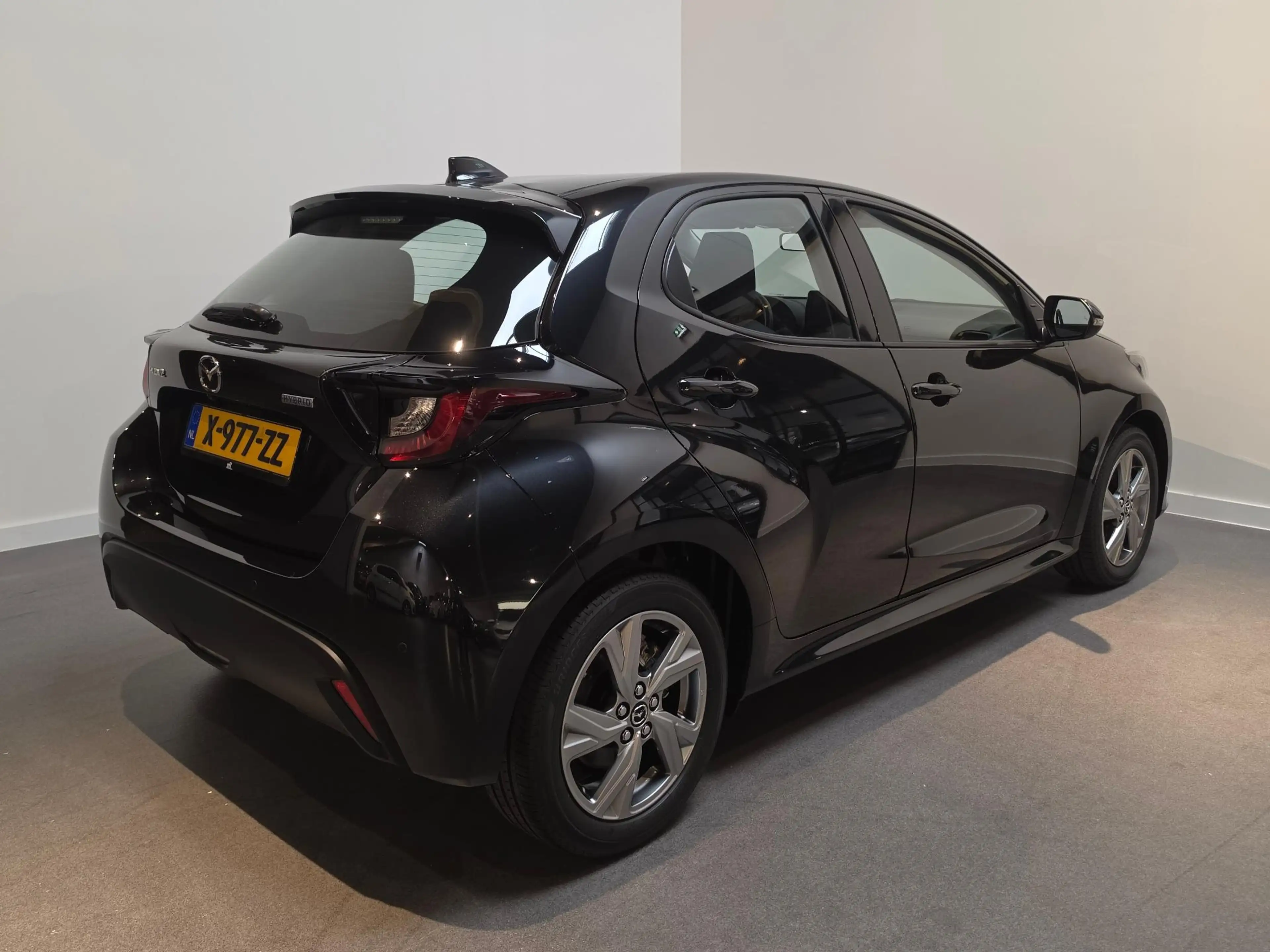 Mazda 2 Hybrid 1.5 Exclusive-line - Stoel & Stuurverwarmin — photo 8