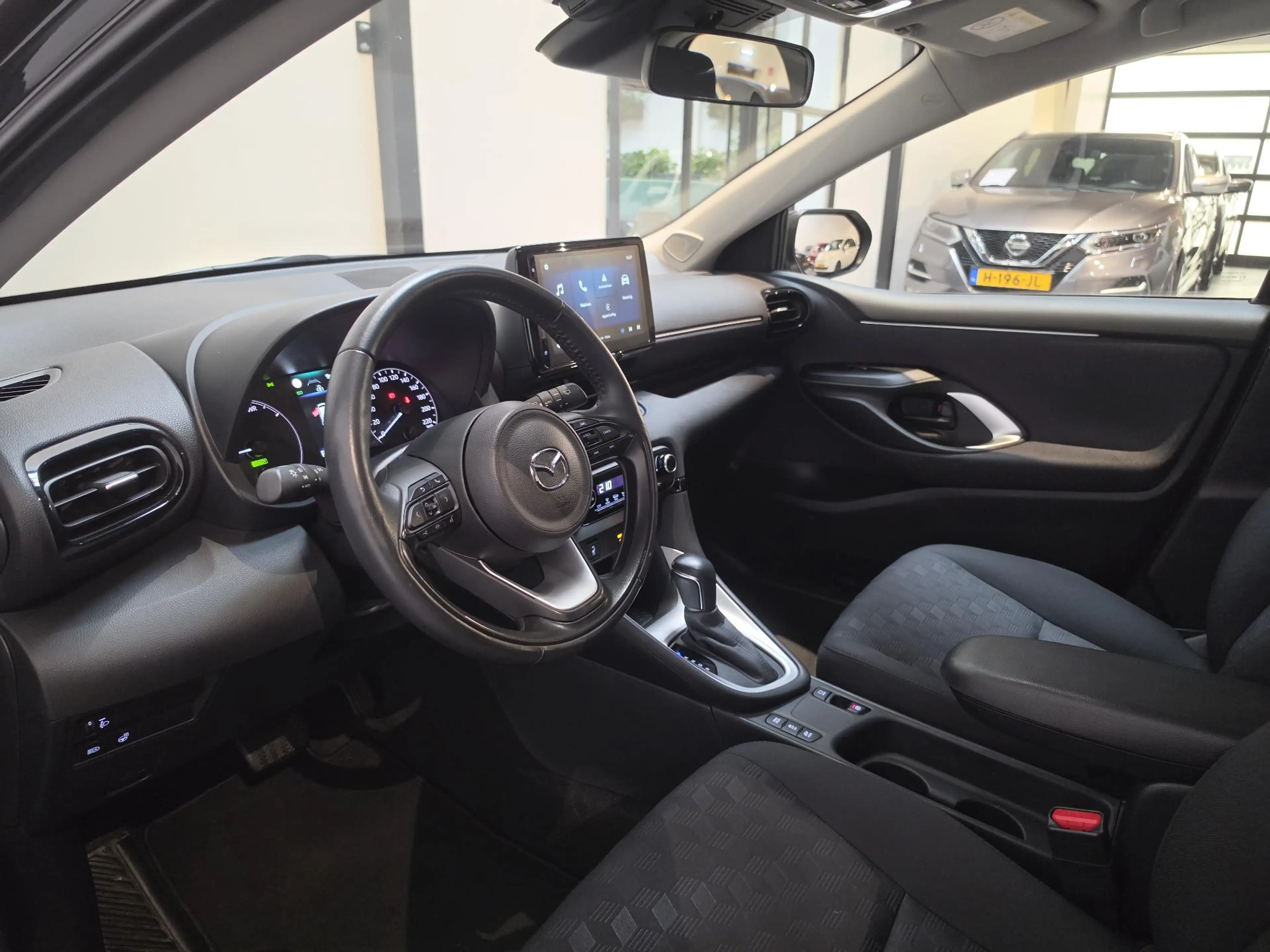 Mazda 2 Hybrid 1.5 Exclusive-line - Stoel & Stuurverwarmin — photo 13