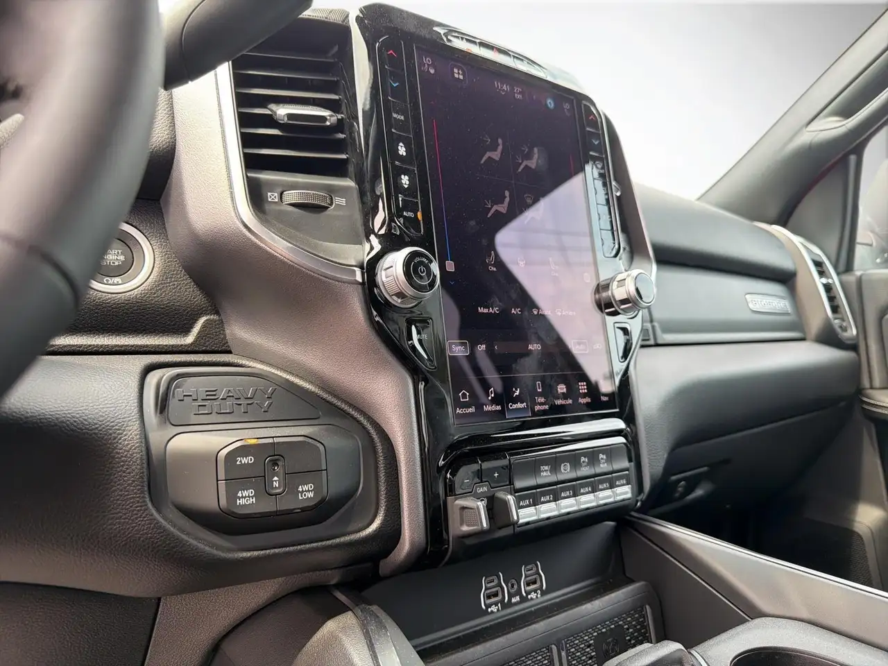 RAM 2500 снимка RAM 2500