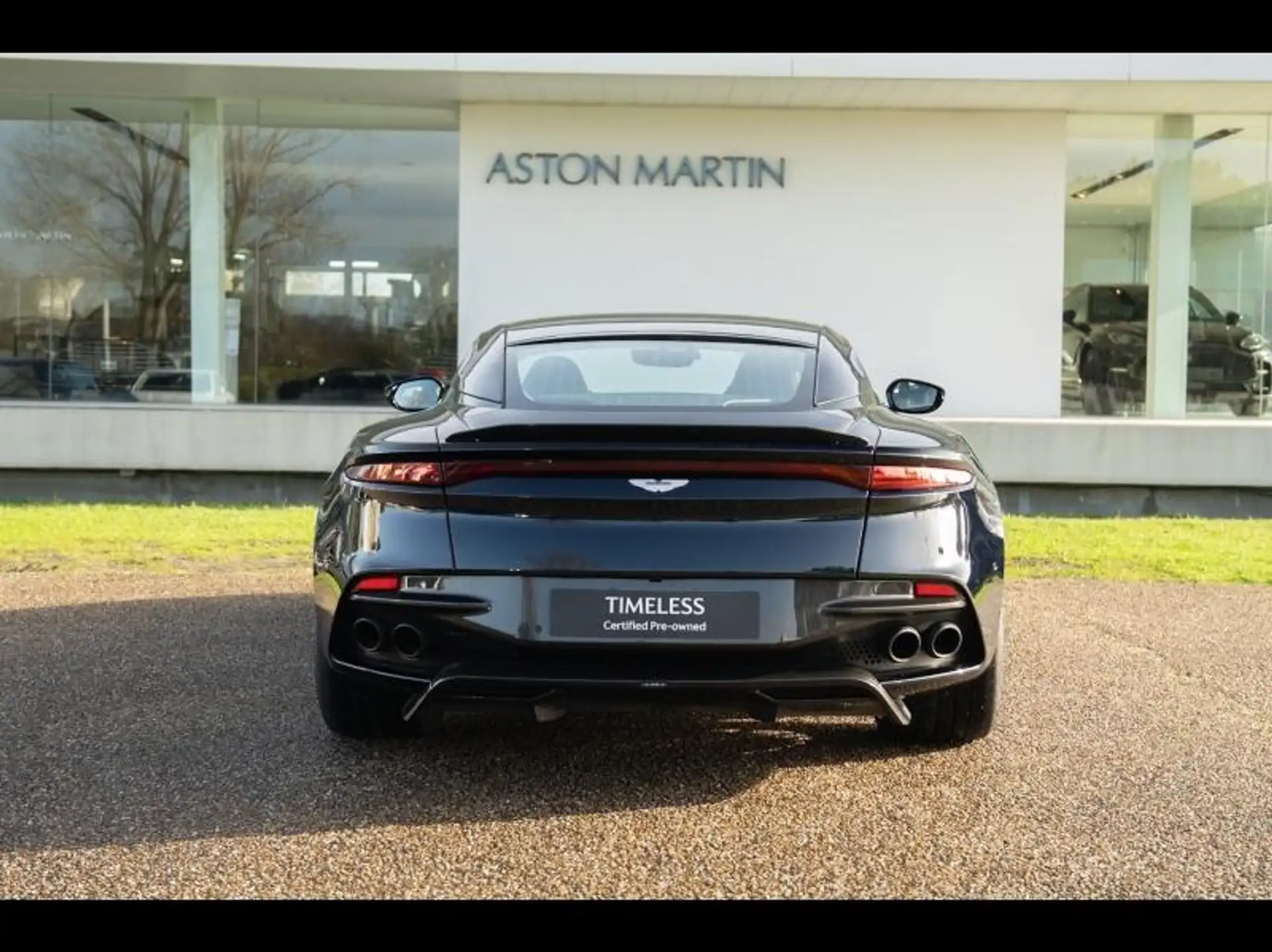 애스턴마틴 DBS Coupe 2019 블랙 사진 6