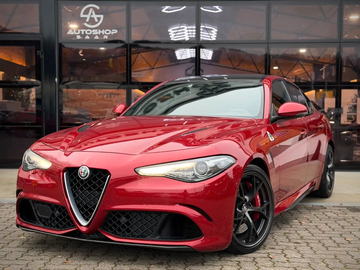 Alfa Romeo Giulia Quadrifoglio Alcantara/H&K/Carbon/Bi-Xeno Rot - 2