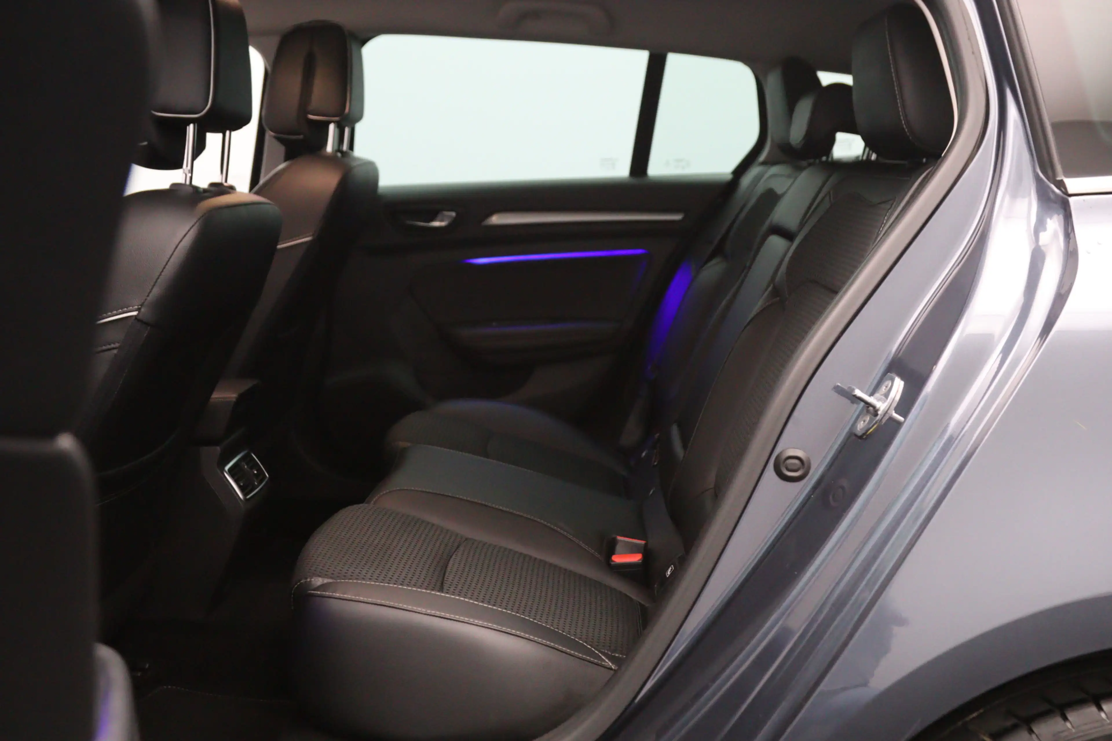 Renault Megane Estate 132 PK 1.2 TCe 130 PK Automaat Bose, Trekha — photo 27