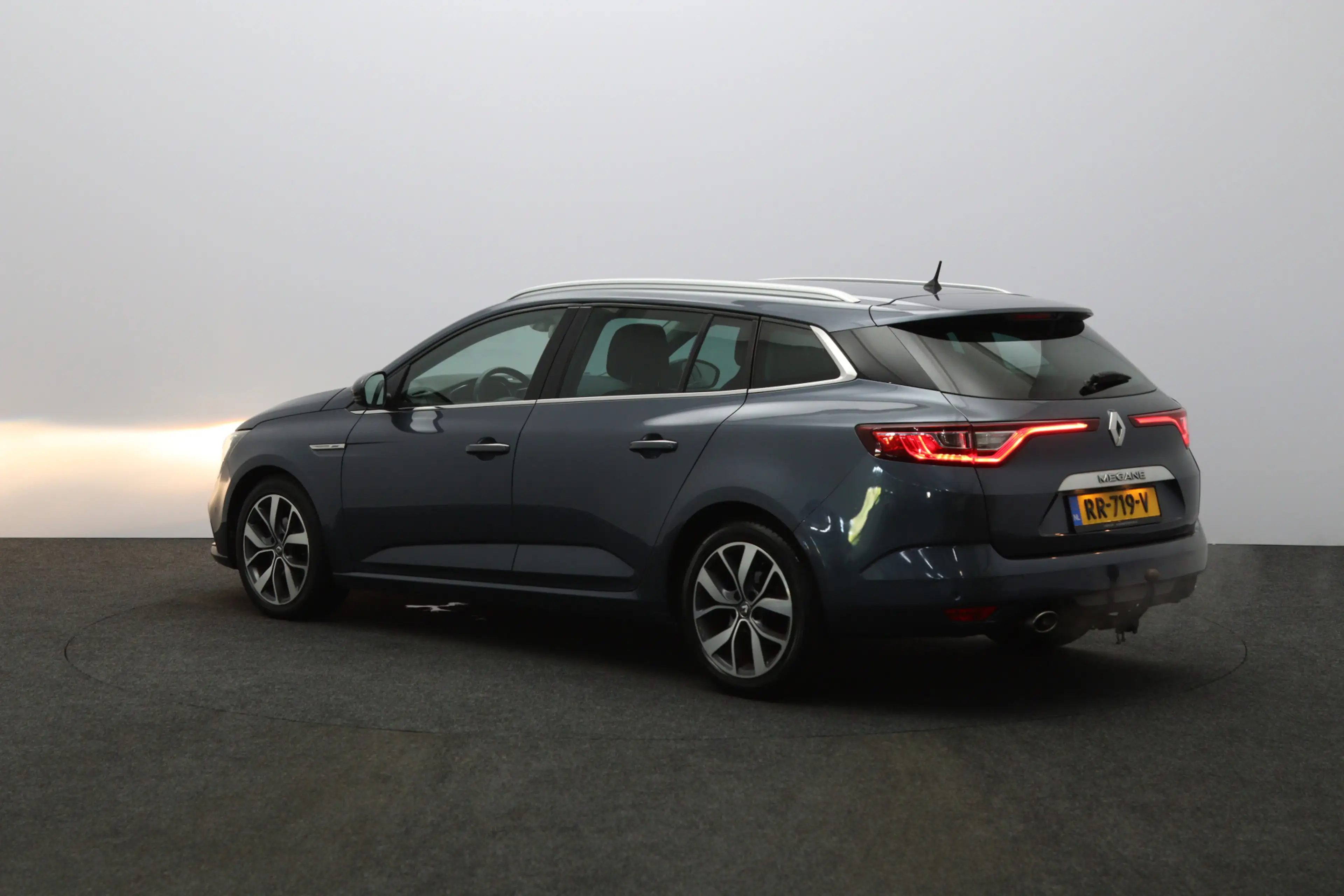 Renault Megane Estate 132 PK 1.2 TCe 130 PK Automaat Bose, Trekha — photo 10