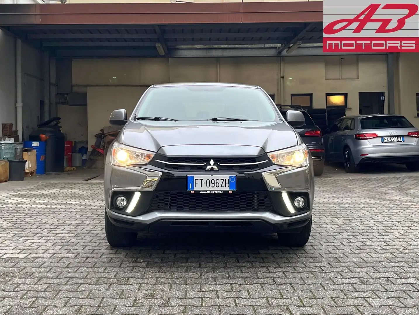Mitsubishi ASX ASX 1.6 2WD Inform Plus Grau - 2