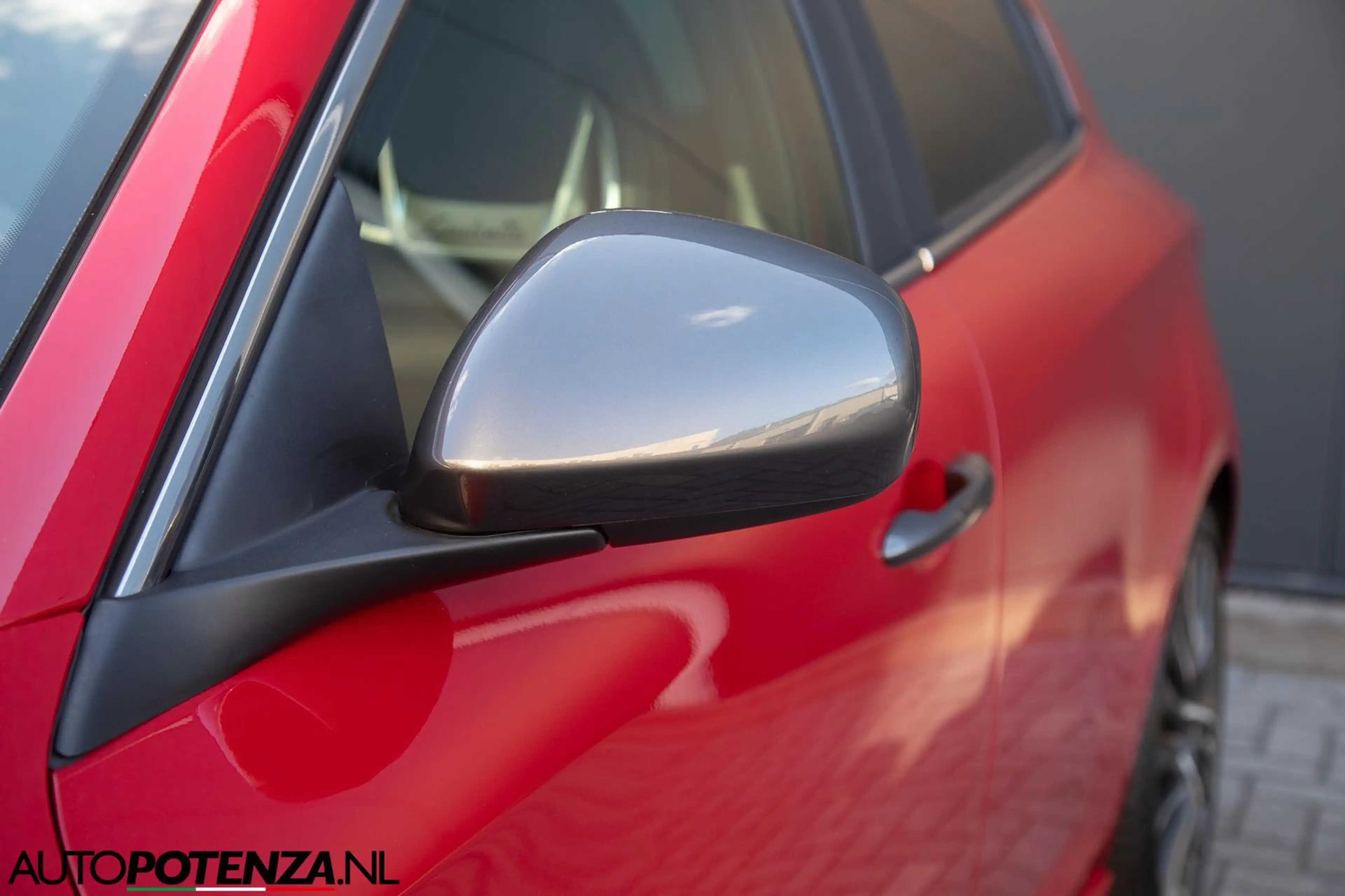 Alfa Romeo Giulietta 1.7 TBi Quadrifoglio Verde Xenon Bose — photo 7