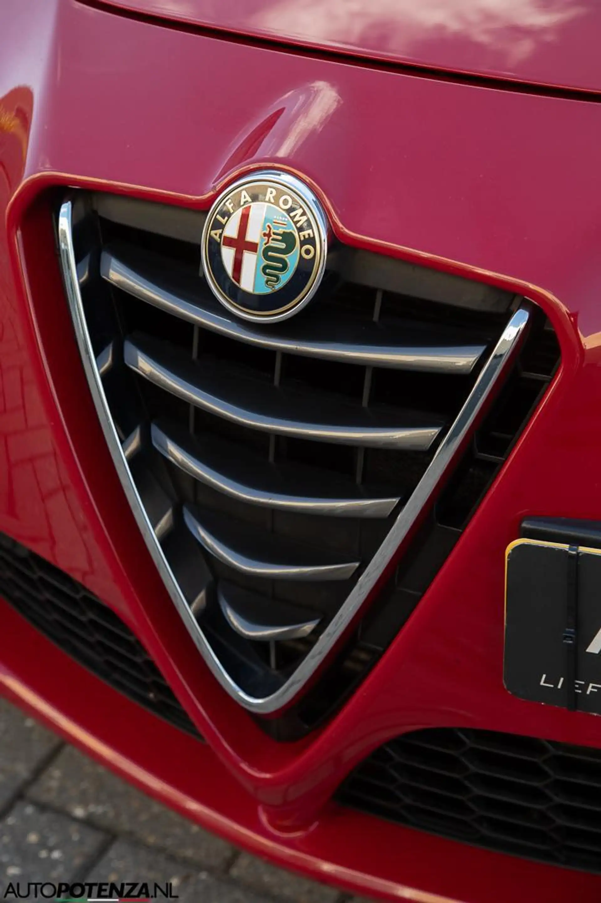 Alfa Romeo Giulietta 1.7 TBi Quadrifoglio Verde Xenon Bose — photo 4