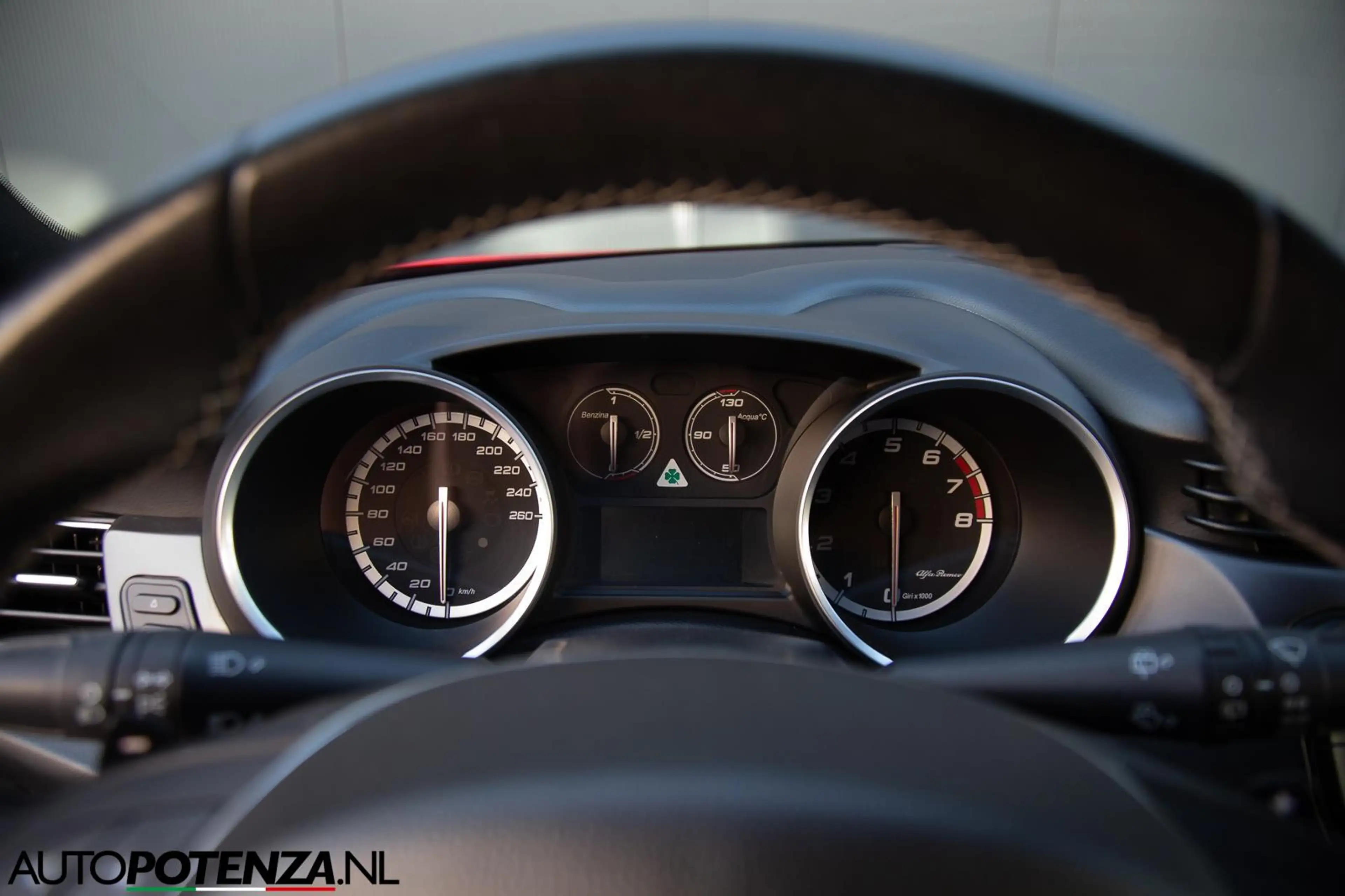 Alfa Romeo Giulietta 1.7 TBi Quadrifoglio Verde Xenon Bose — photo 14