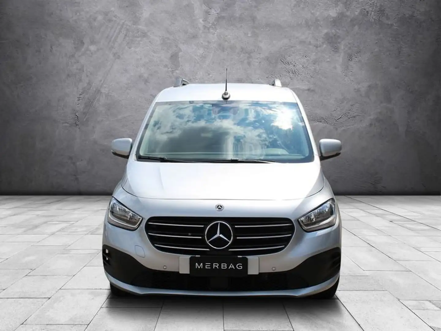Mercedes-Benz T-Class T 180d Sport Argintiu - 2
