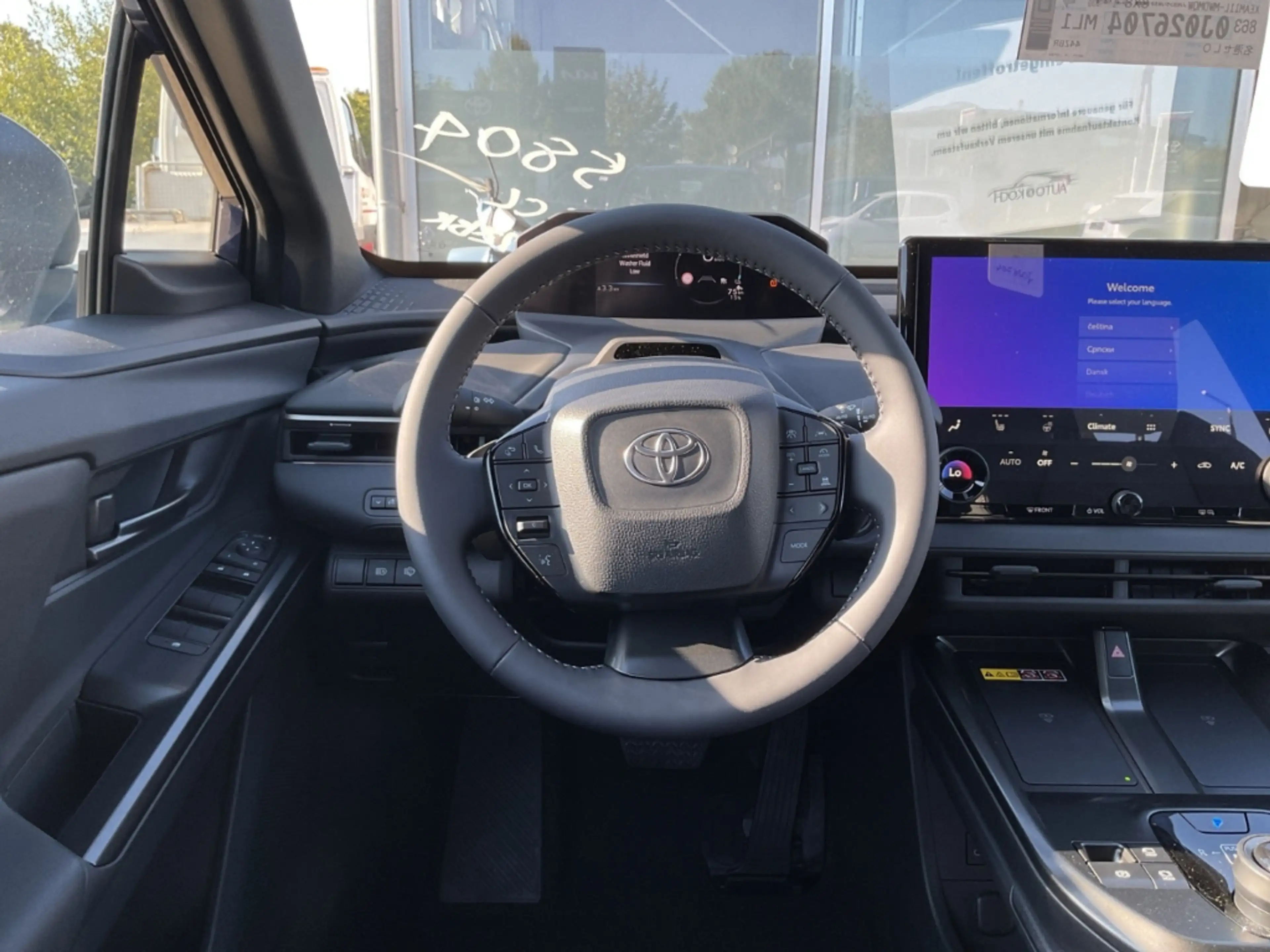 Toyota bZ4X FWD Teamplayer Navi 360 Kamera LED El. Heckklappe — photo 13