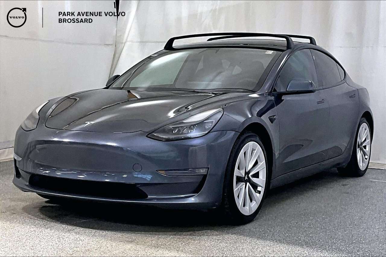 2022 Tesla Model 3 LONG RANGE DUAL MOTOR WINTER KIT INCLUDED - NO ACC
