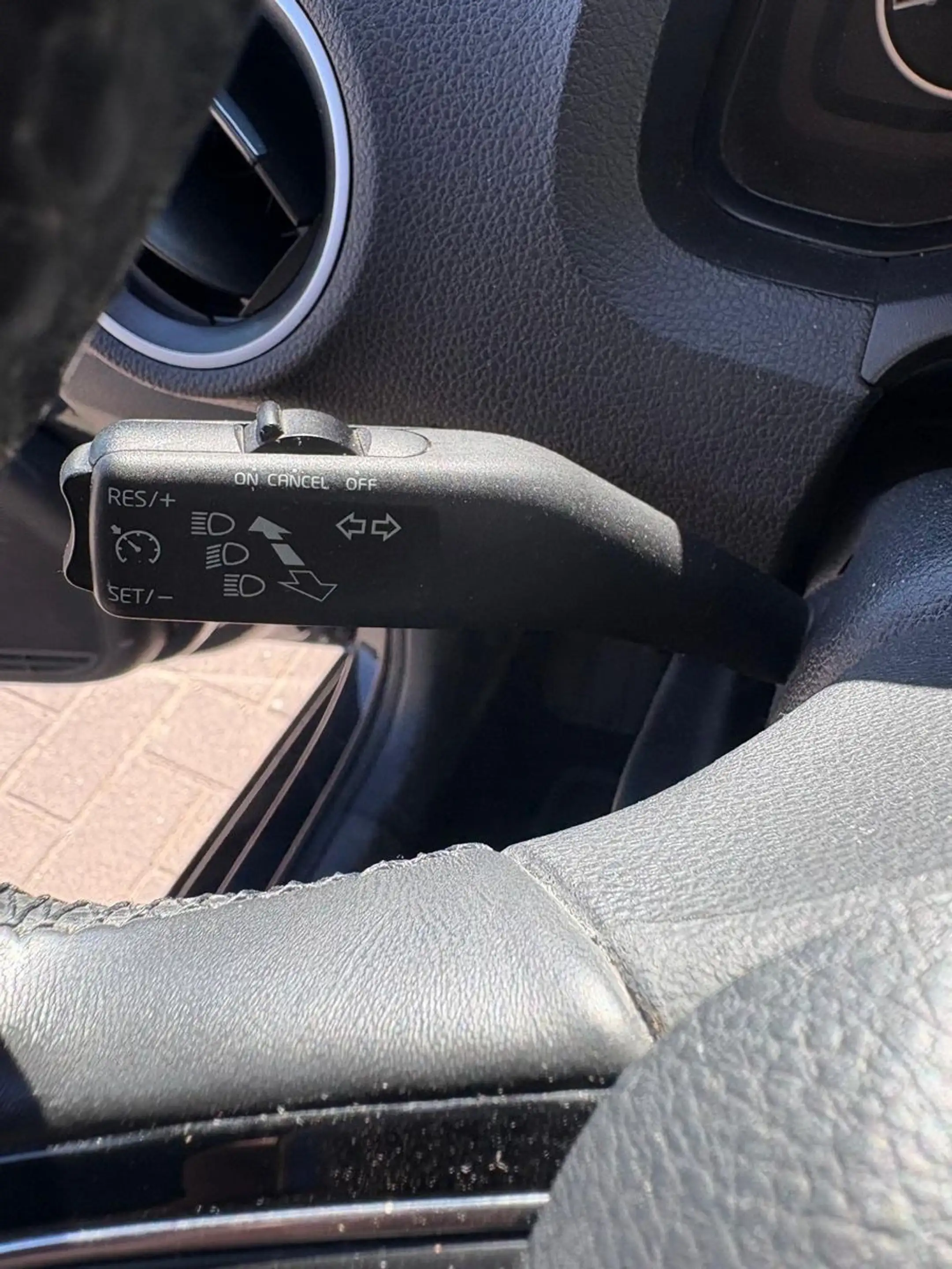 Skoda Citigo Automatik/PDC/SITZHEIZUNG/KLIMA — photo 10