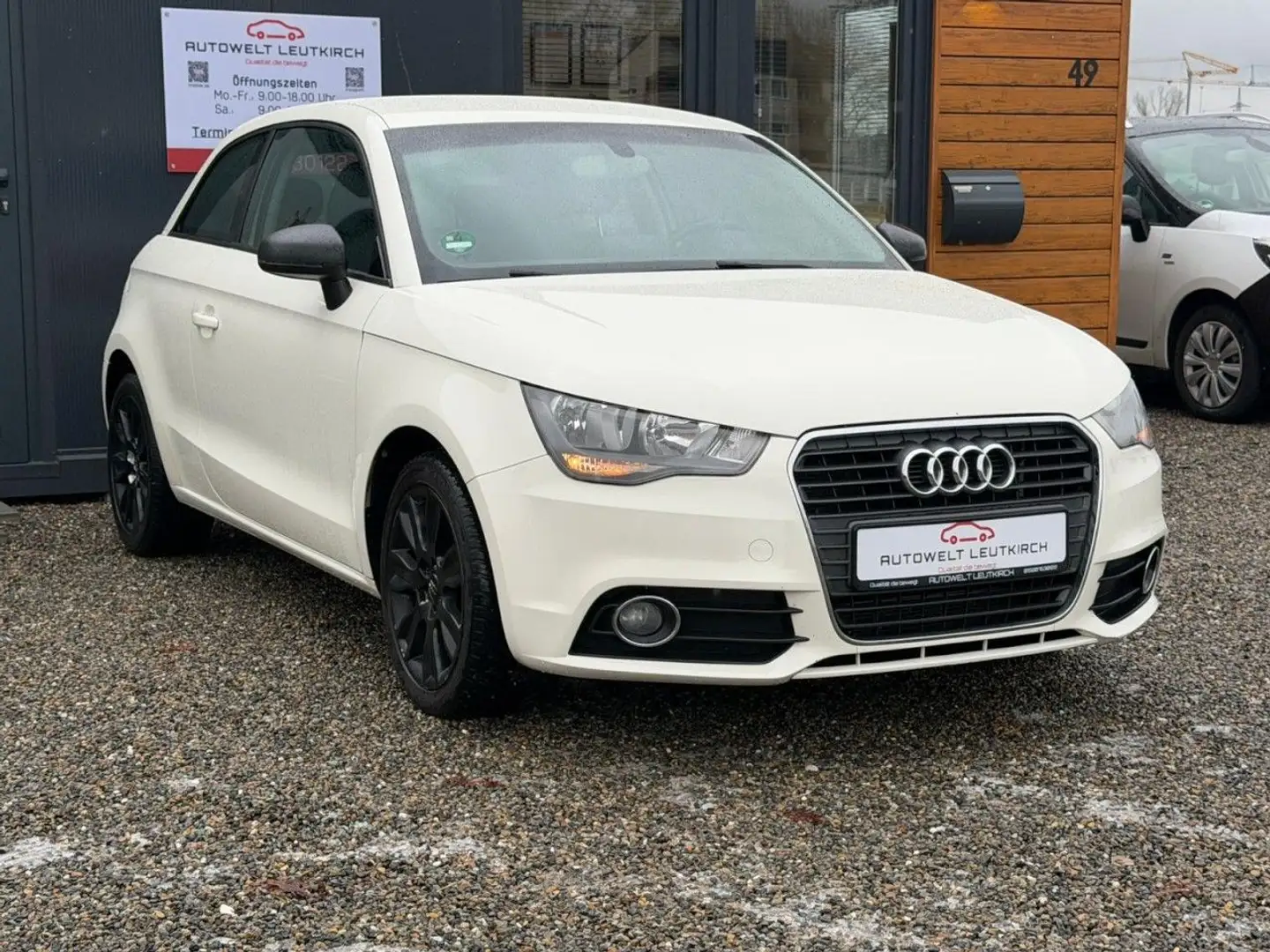 Audi A1 AMBITION 1.2 TFSI KLIMA SERVO ELTR.FENSTER Weiß - 2