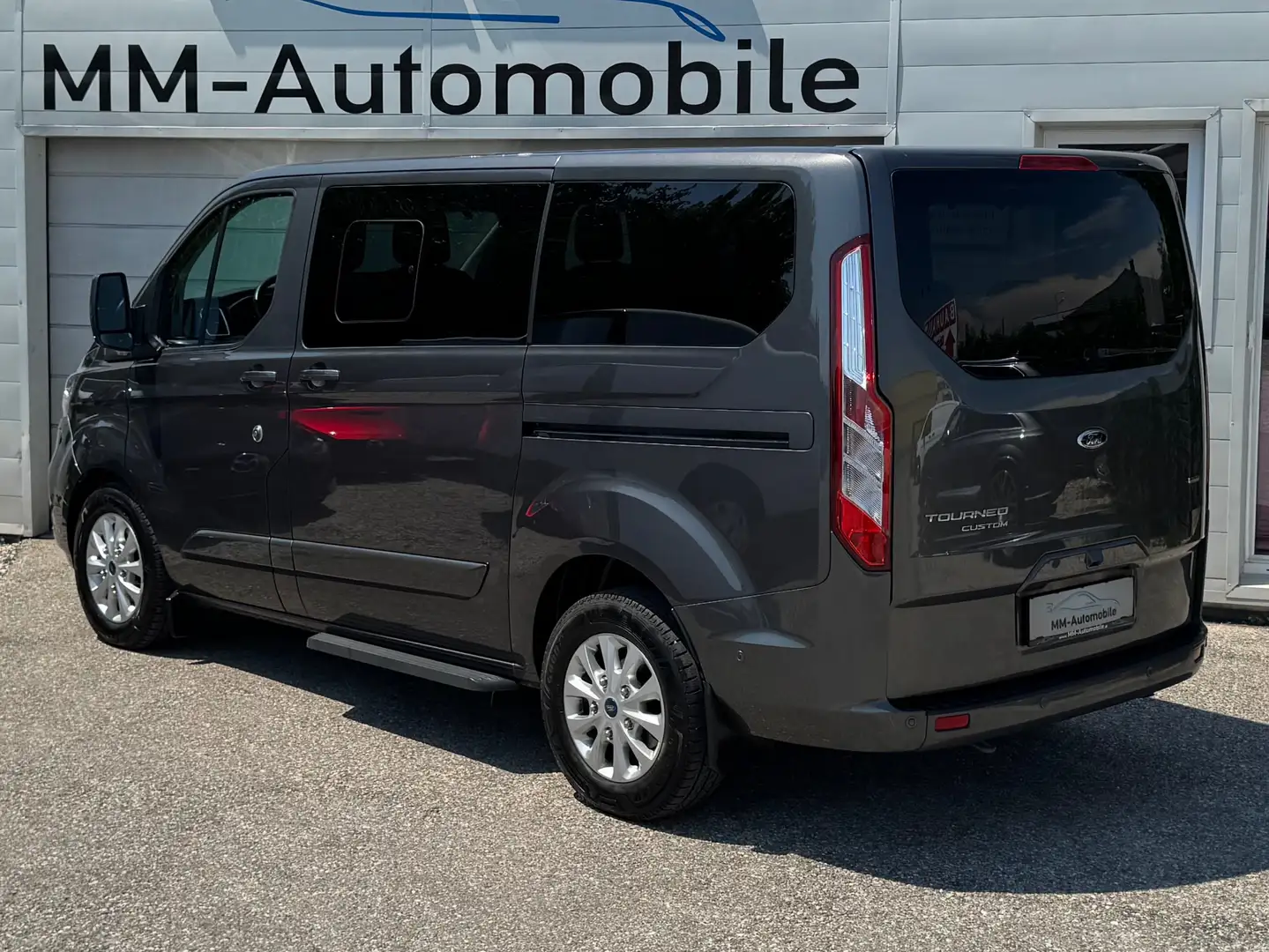 Ford Transit Custom 320 Tourneo Hybrid Titanium*RFK*LEDER*NAVI*uvm Gris - 2